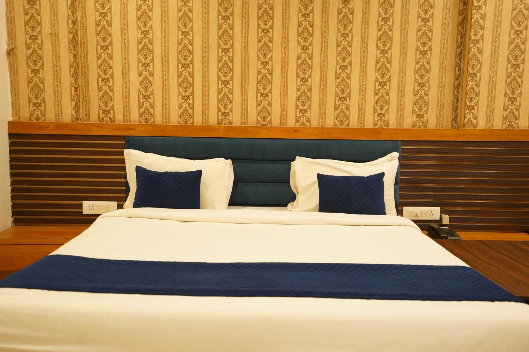 B-fine Hotel
