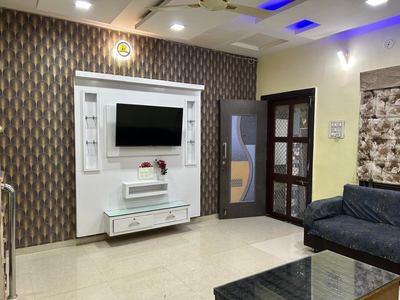 Kalpana Holiday home *