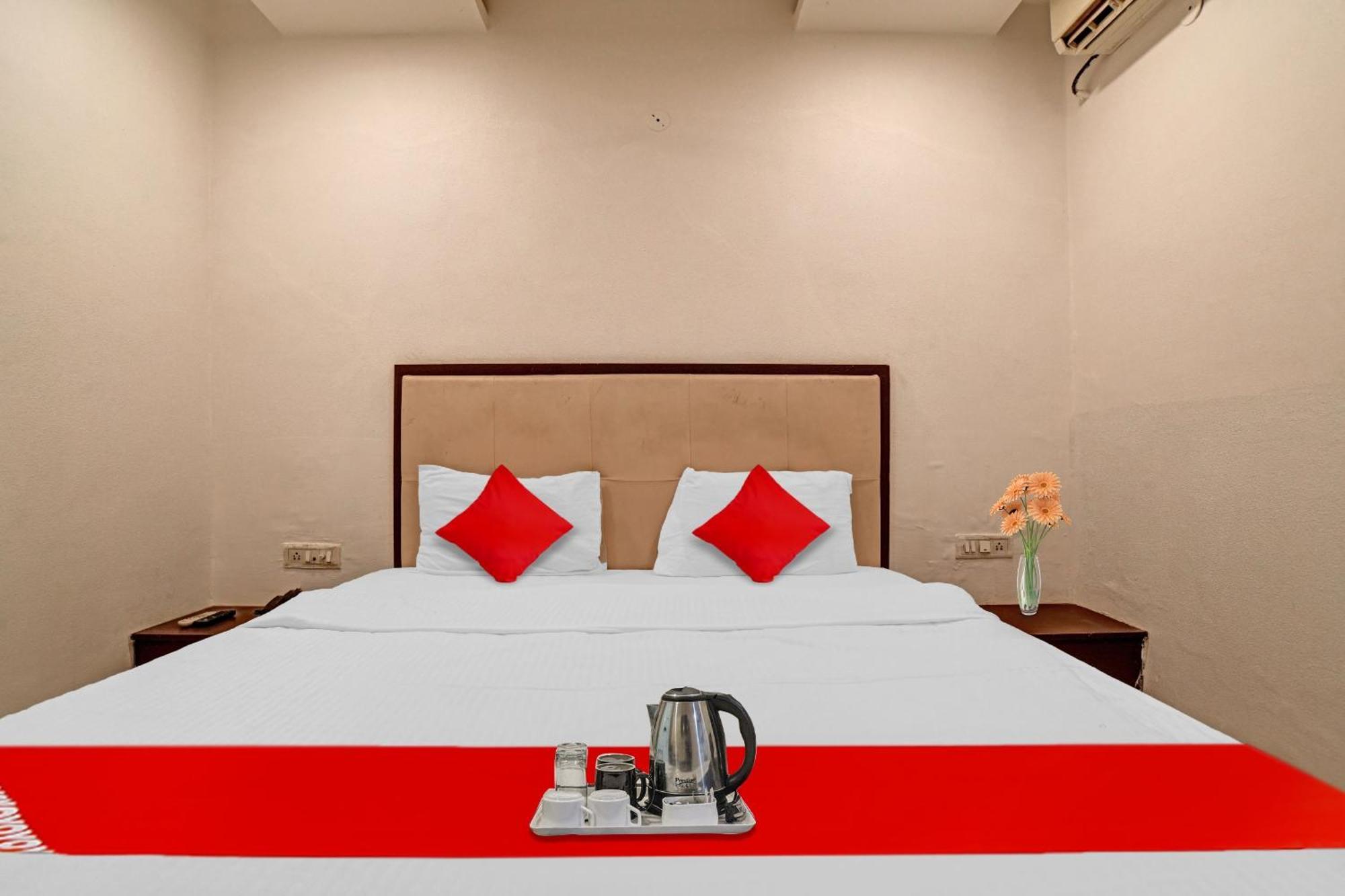 Hotel O Shree Saiji Palace 4*