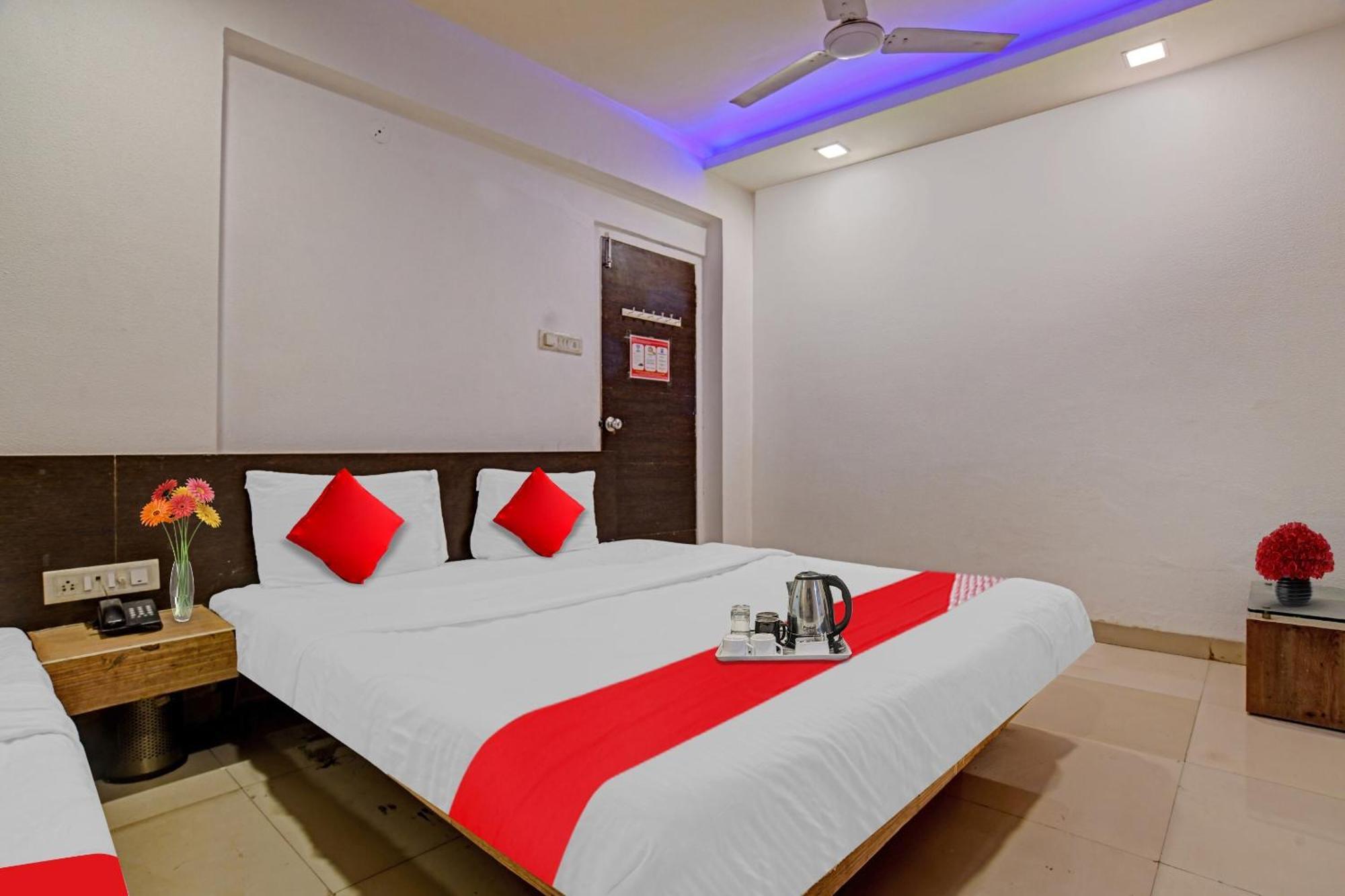 Hotel O Shree Saiji Palace Indore
