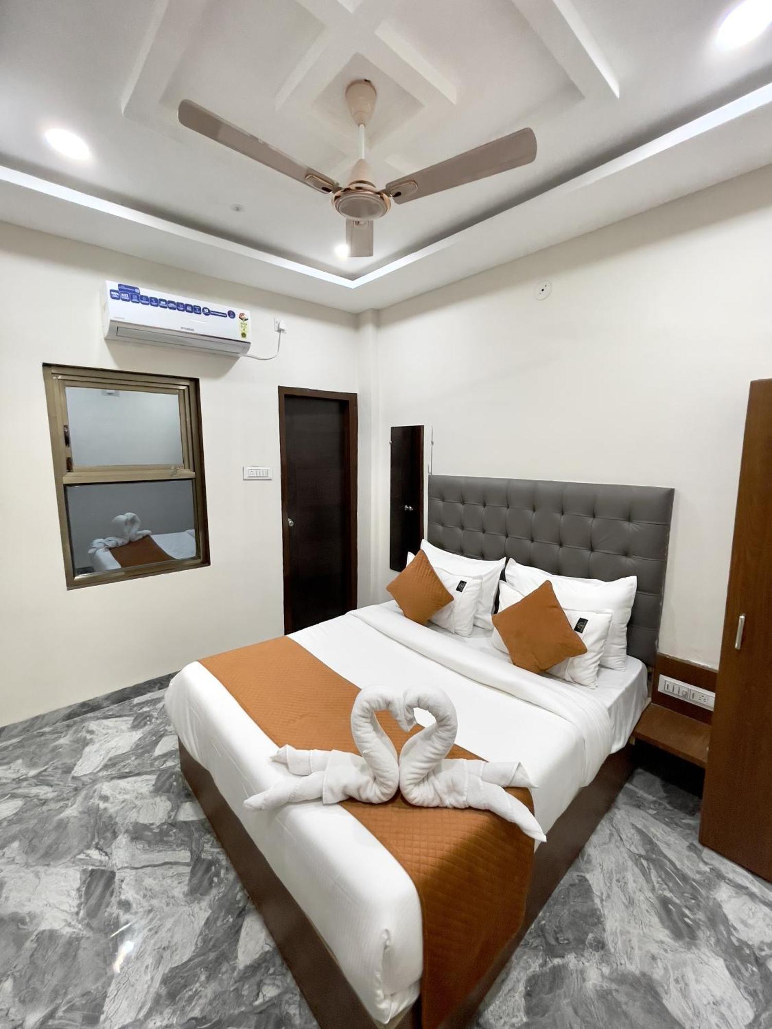 O Kamari Indore