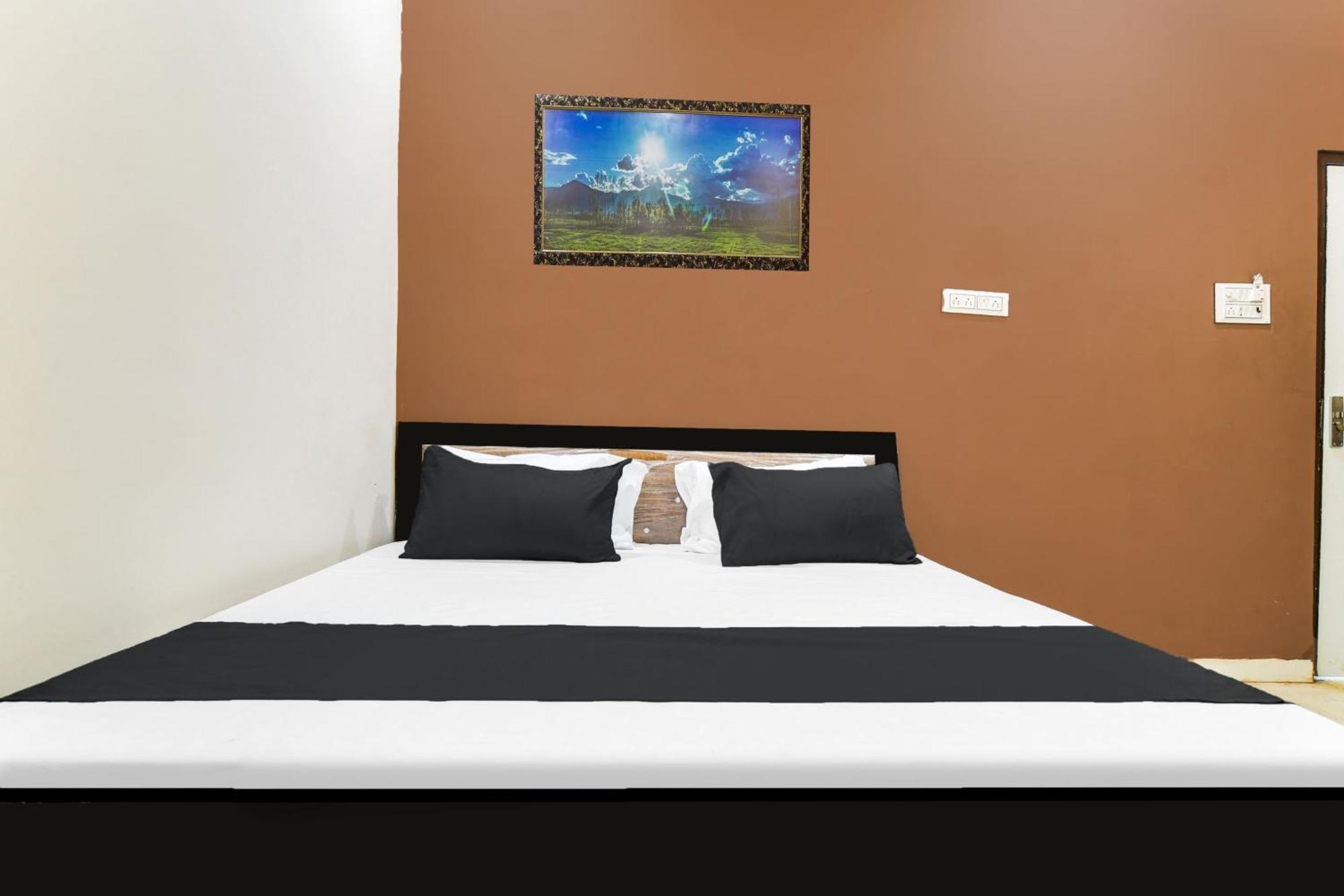 O Golden Key 3* Indore