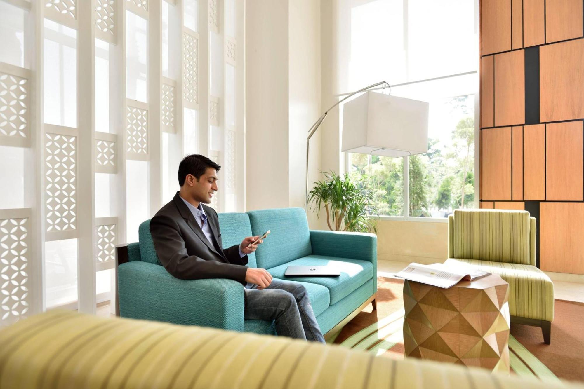Hotel Fairfield By Marriott Indore