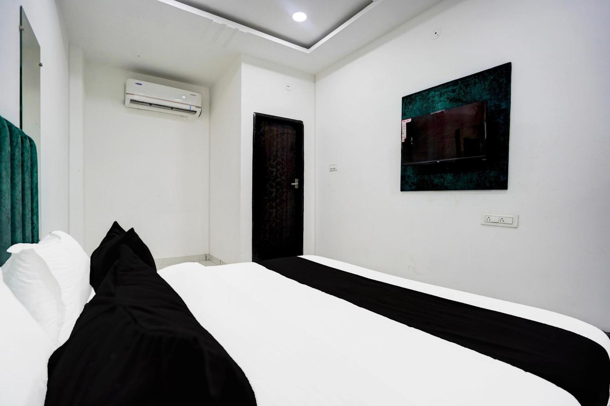 O Shyam Hotel Indore