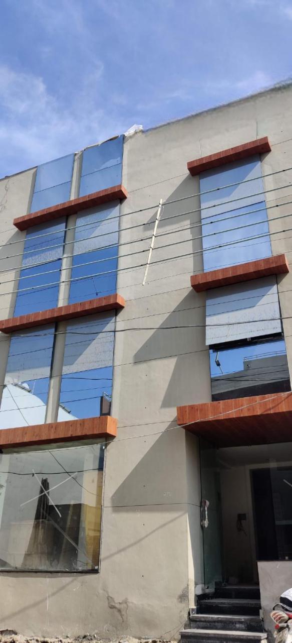 Stayez Aparthotel Indore