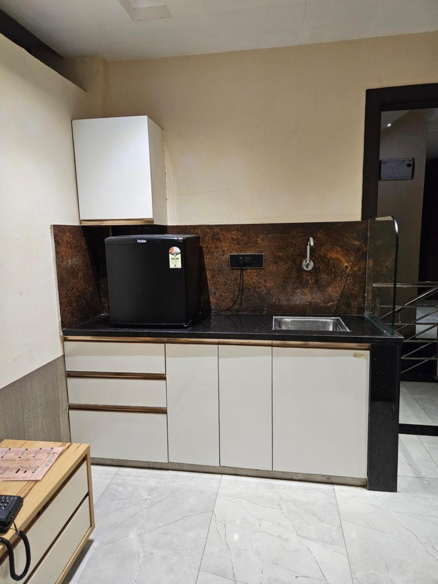 Stayez Aparthotel *