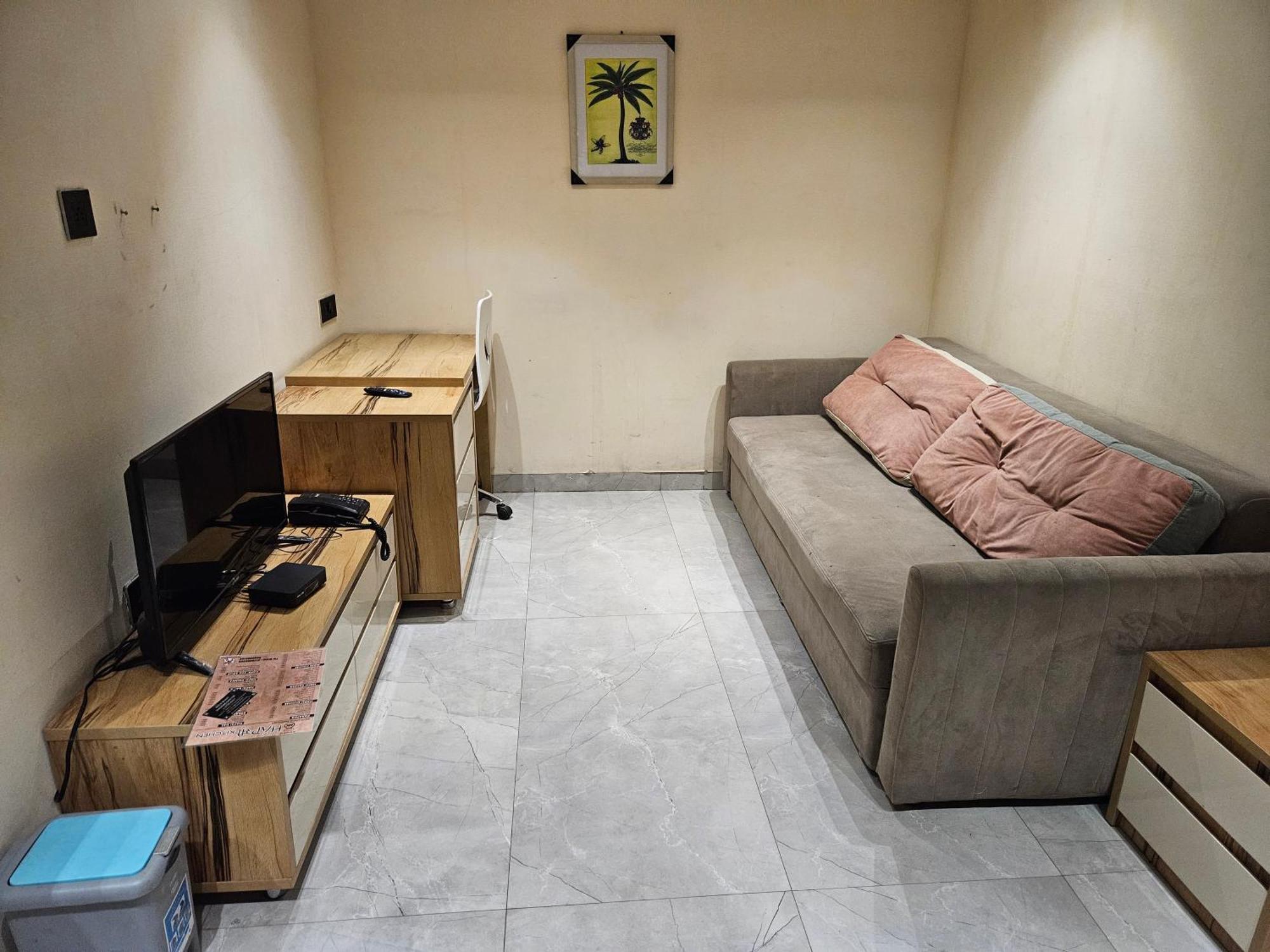 Stayez Aparthotel