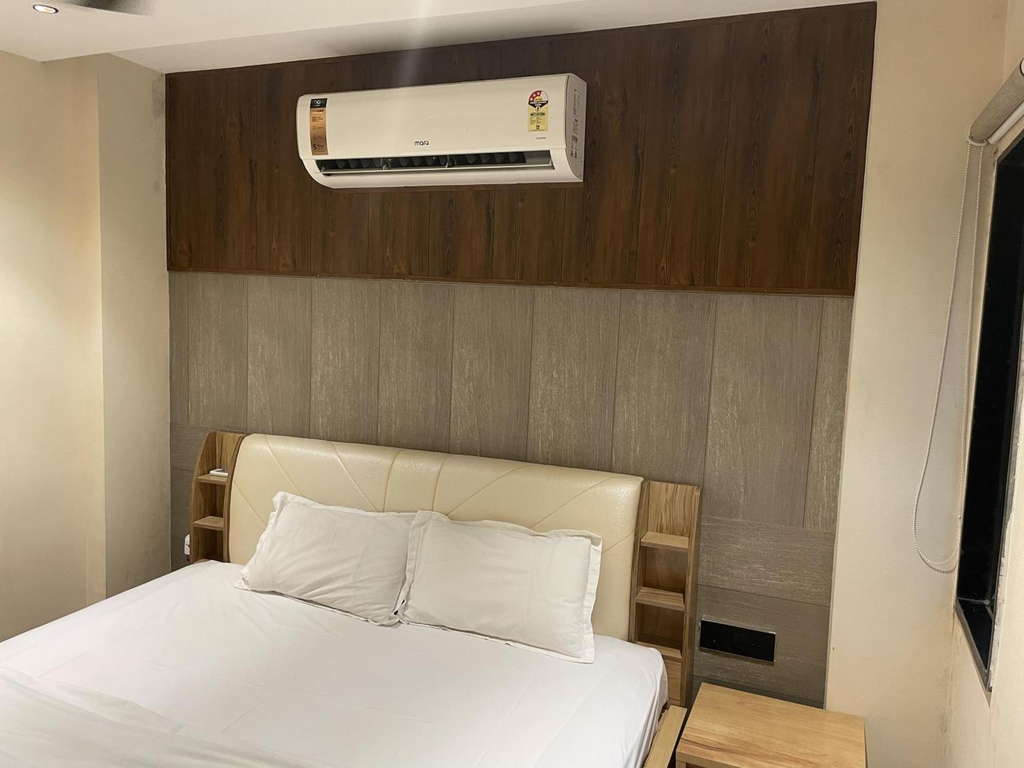 Stayez Aparthotel