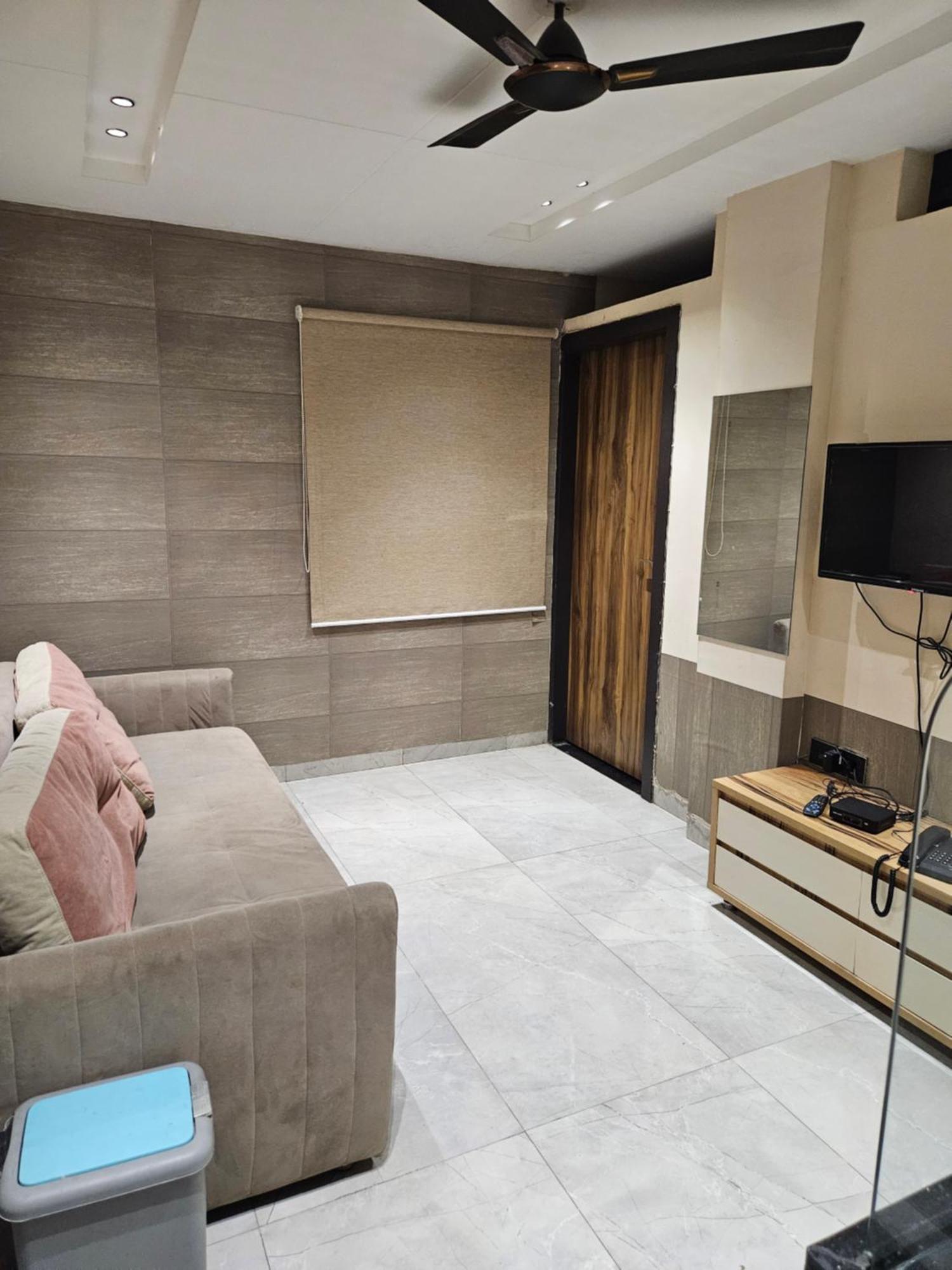 Stayez Aparthotel *