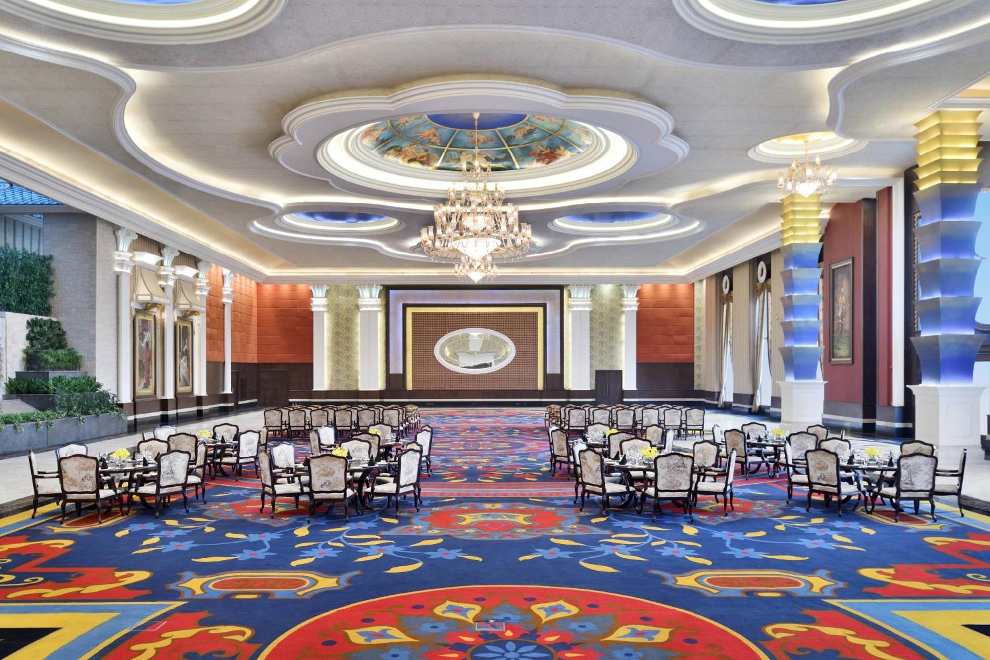 Sheraton Grand Palace 5* Indore