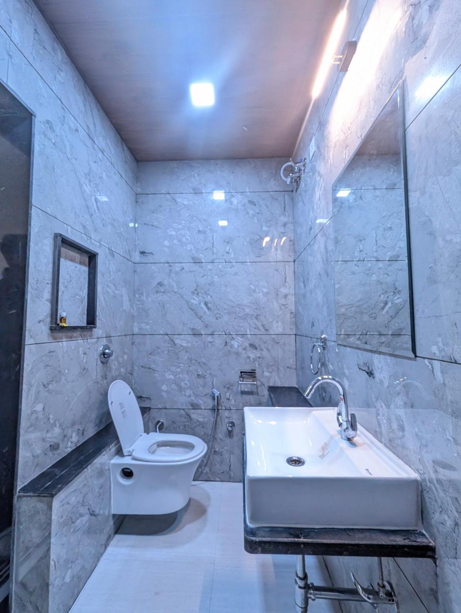 Soonstay The Lavish Hotel Indore