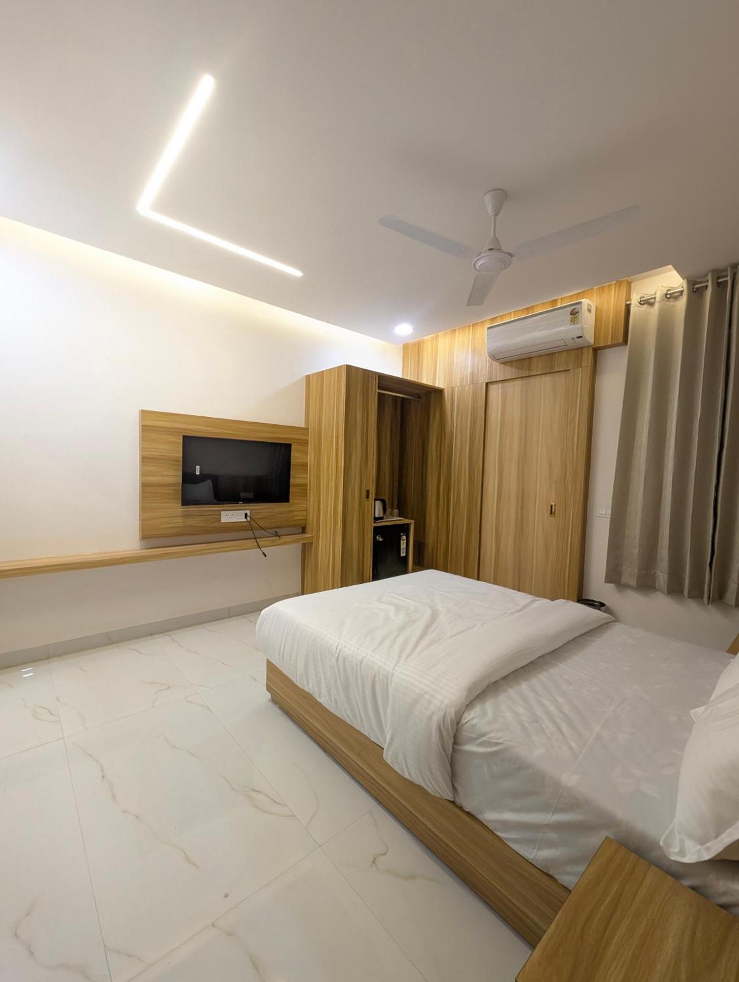Soonstay The Lavish Indore