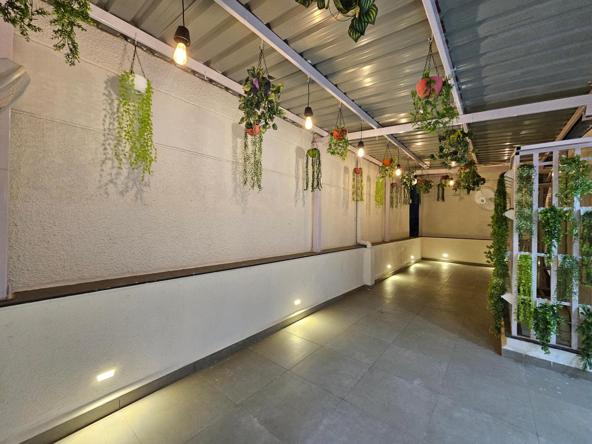 Hotel Soonstay The Lavish Indore
