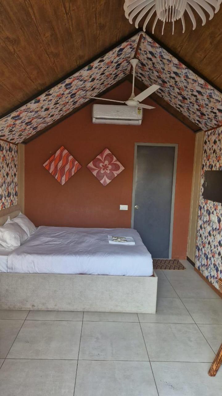 Great Escape Club Resort Indore