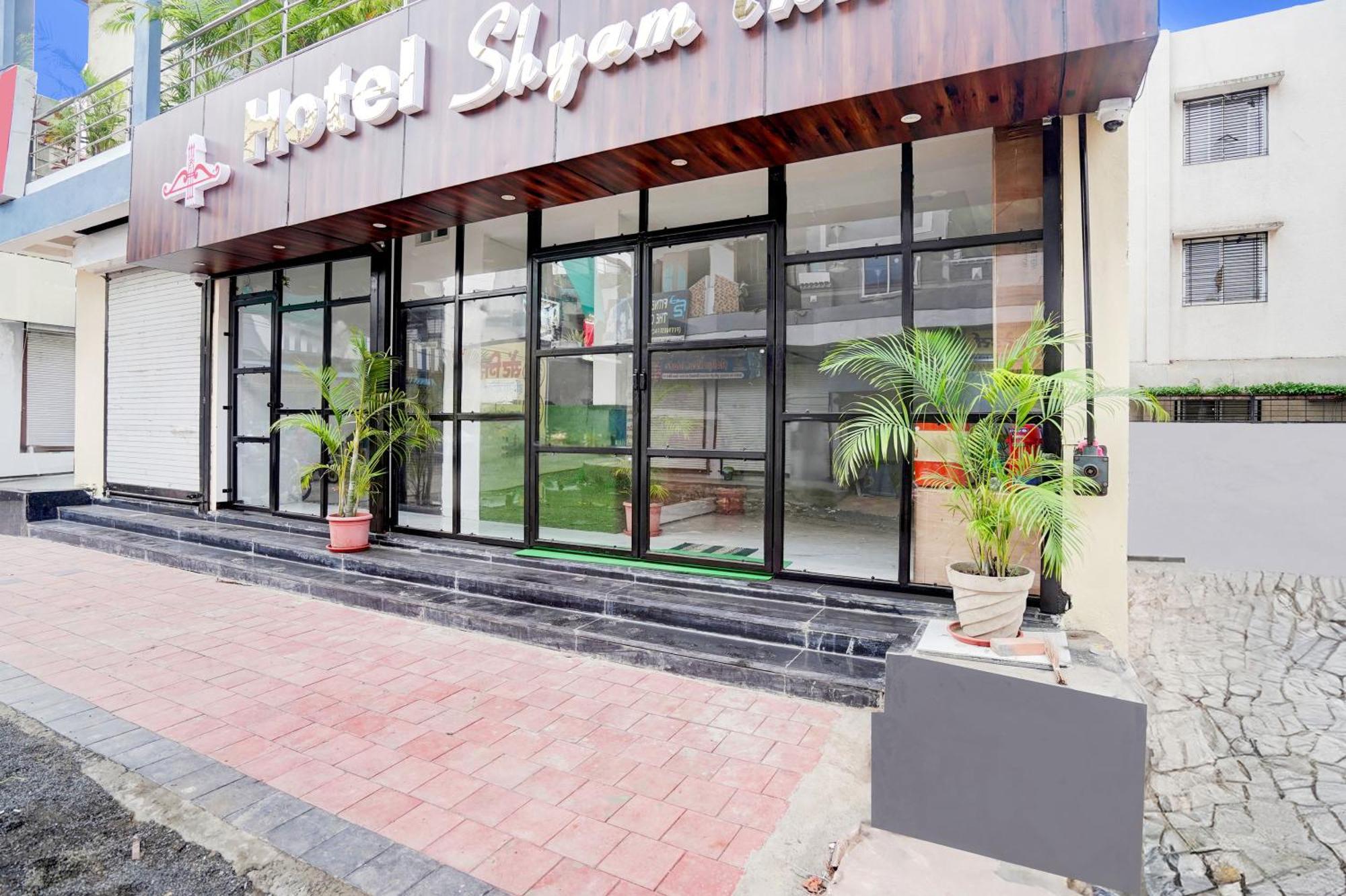 Hotel O Shyam