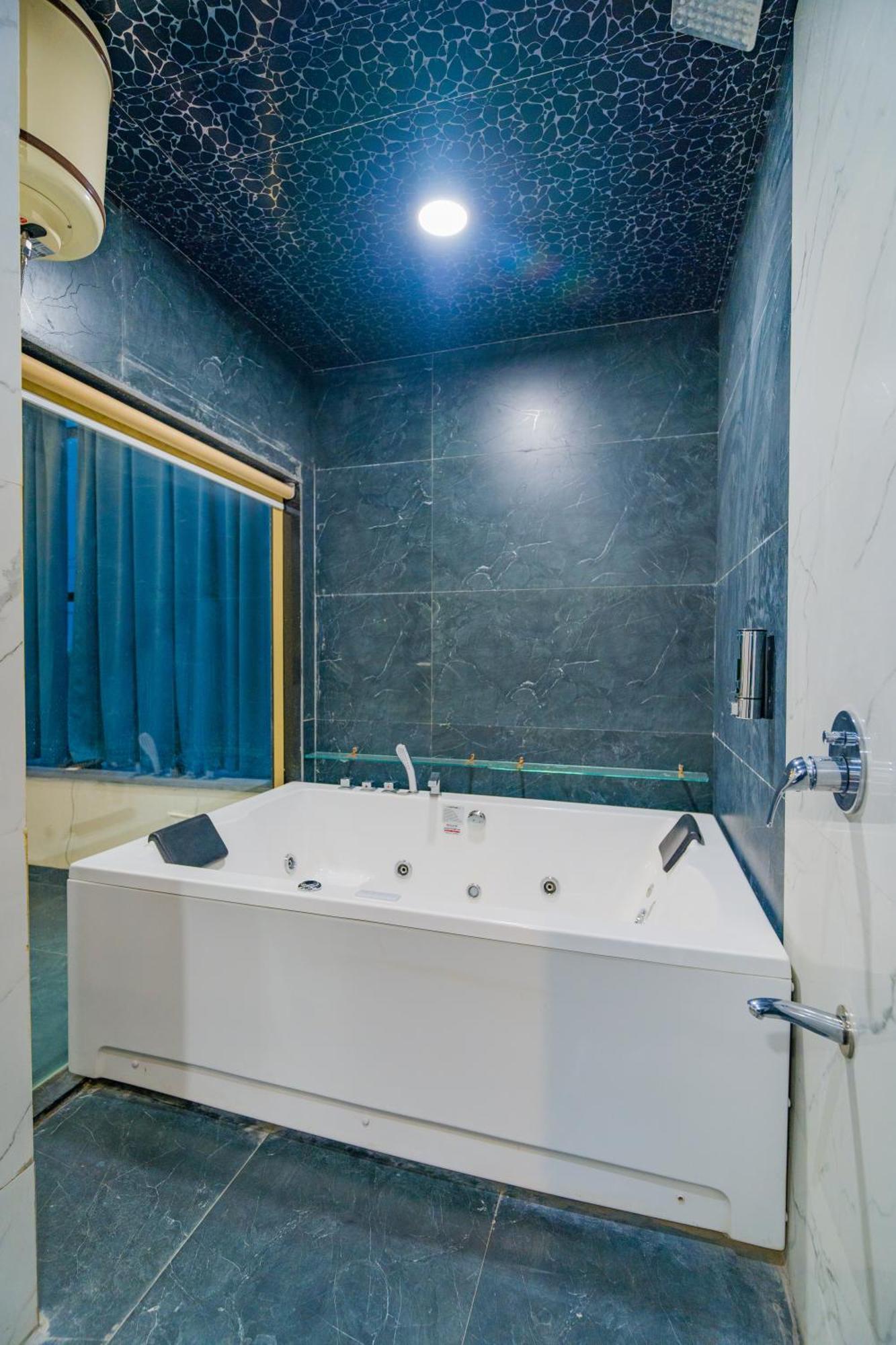 Hotel Kanha Shree By Cosmos Green *