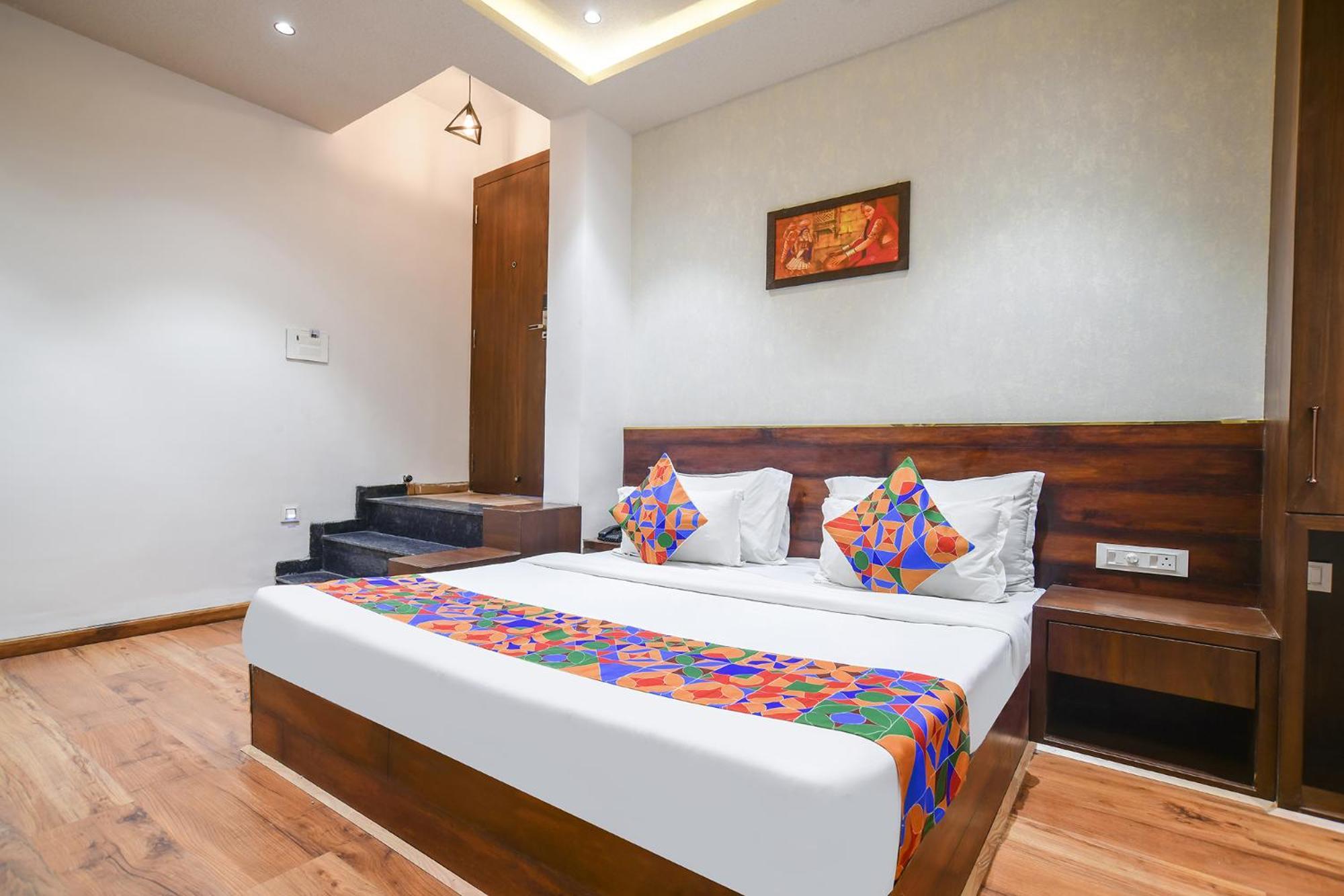 Hotel Fabhotel Awadhvue Indore