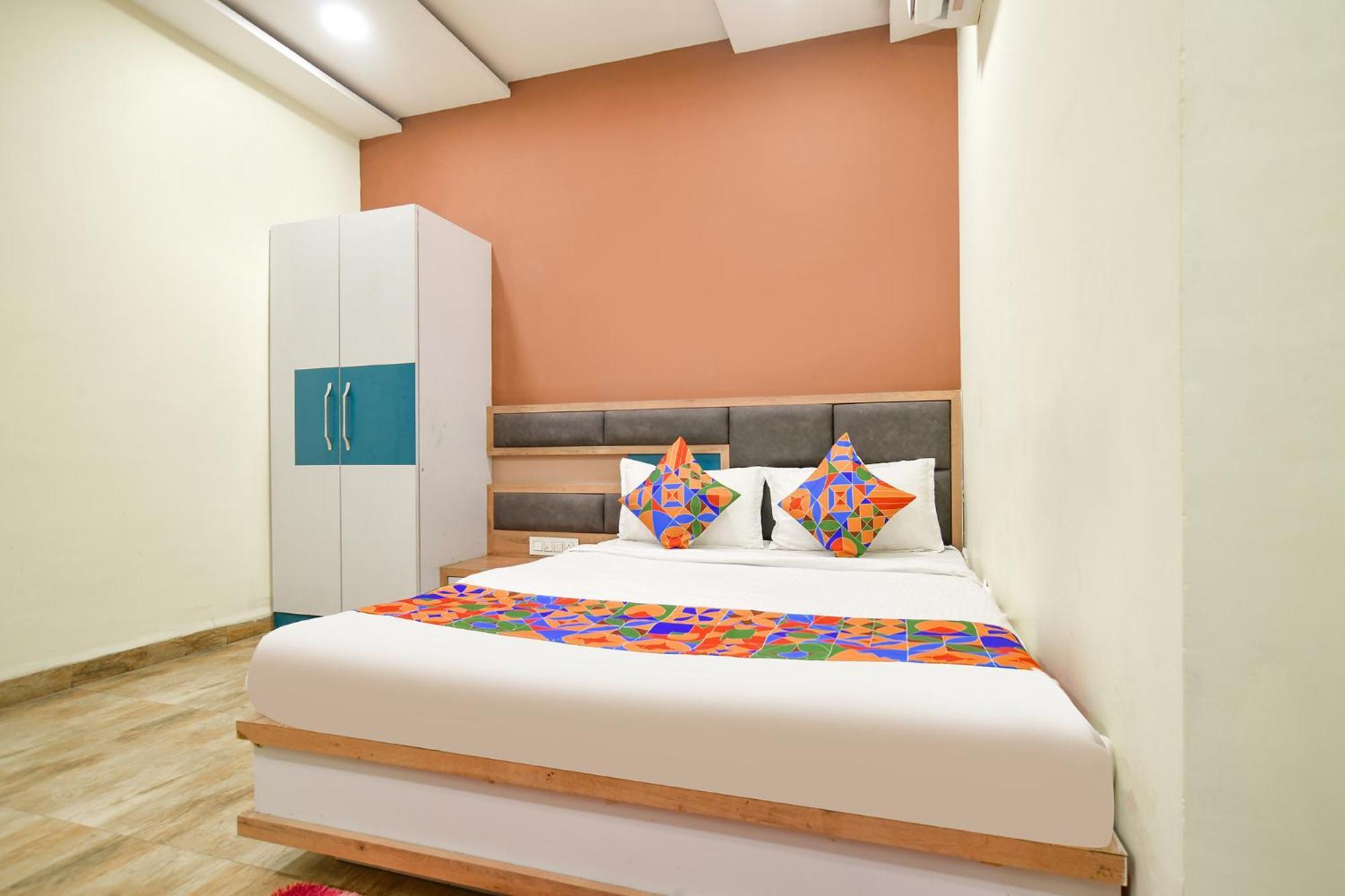 Fabhotel Ss Blue 3* Indore