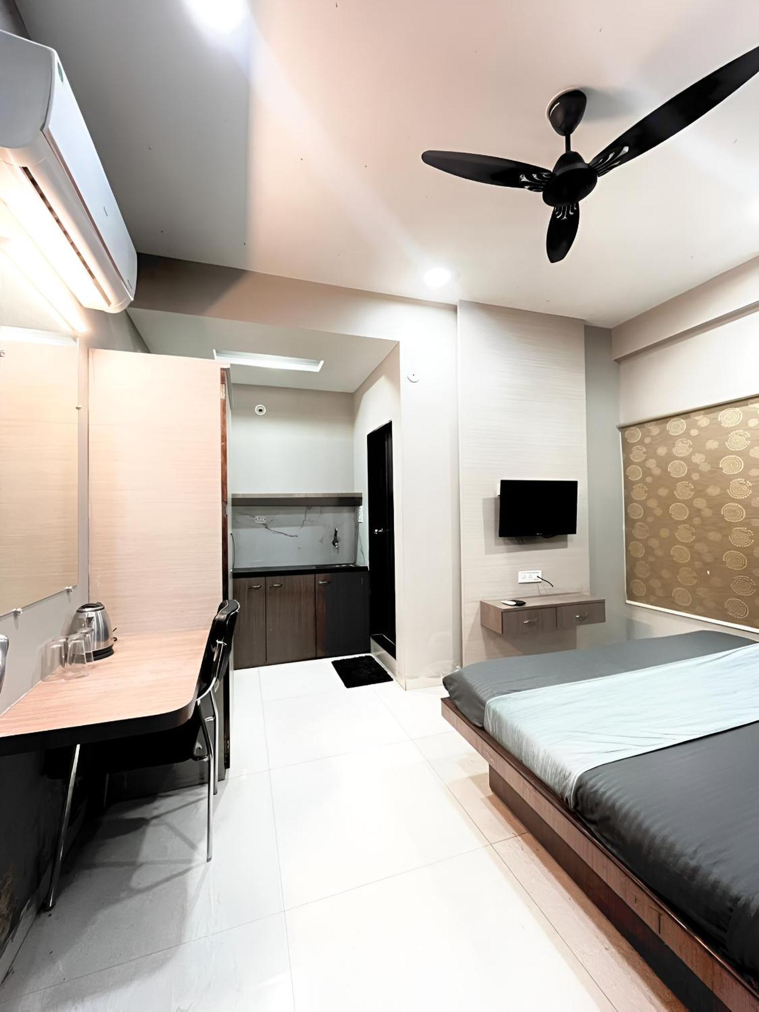 Hotel Evanka 3*