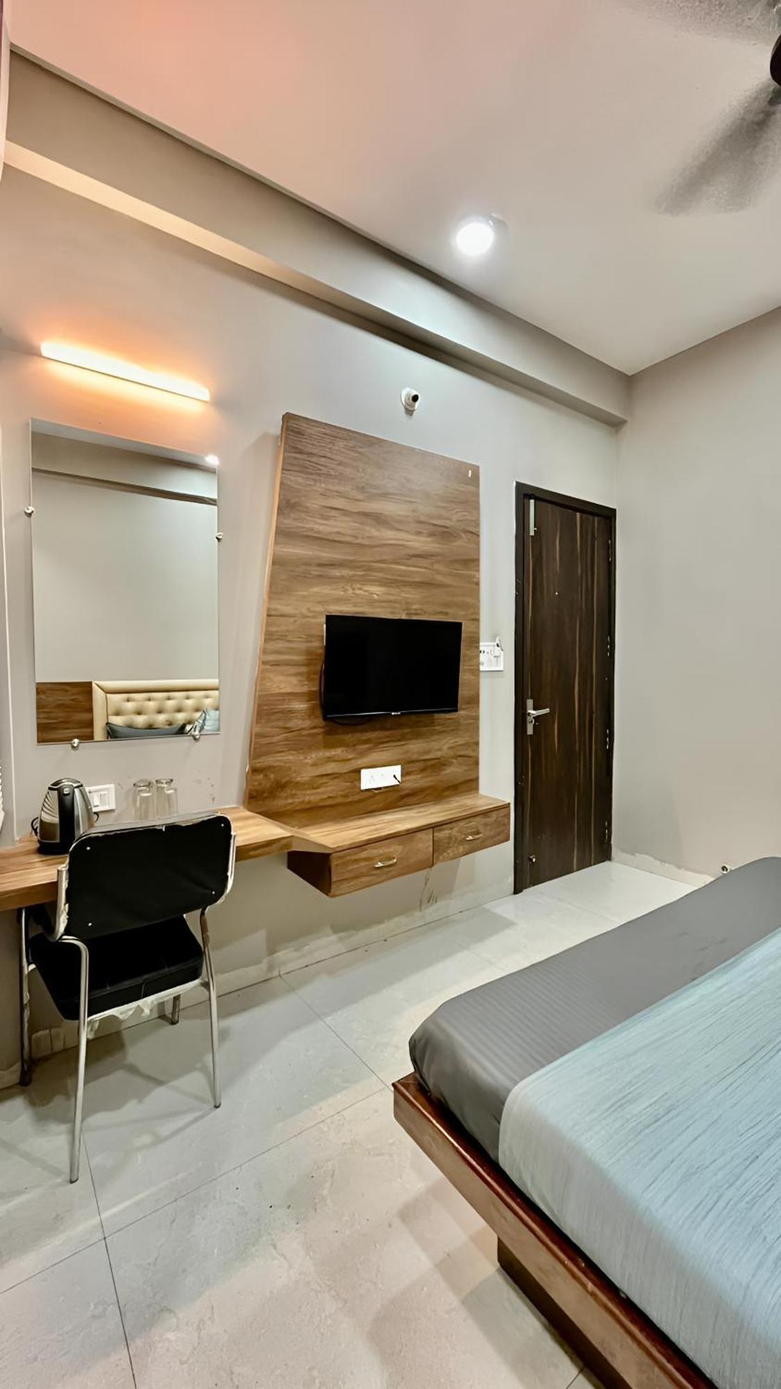 Hotel Evanka Indore