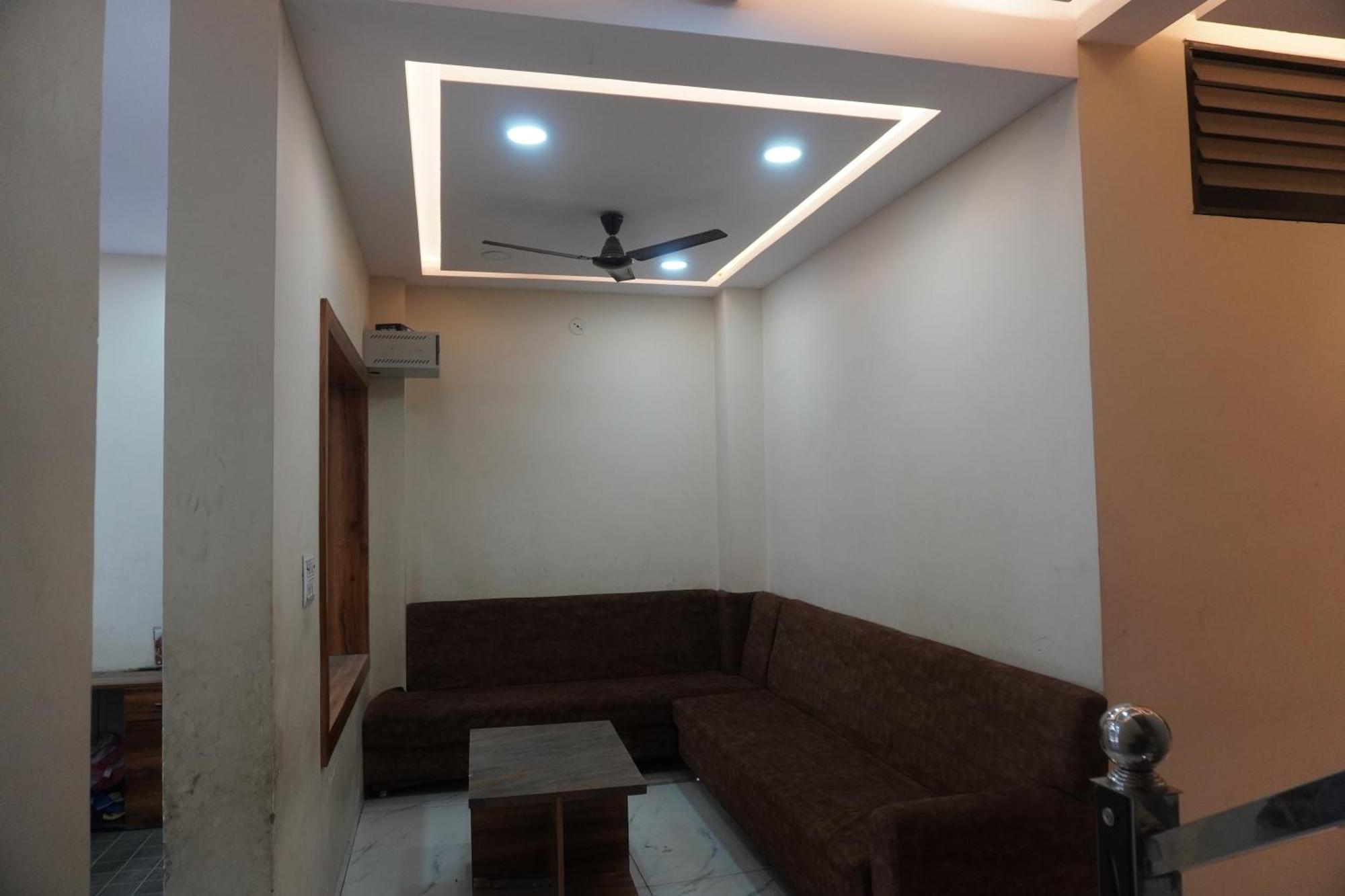 Hotel Shreenath 3*