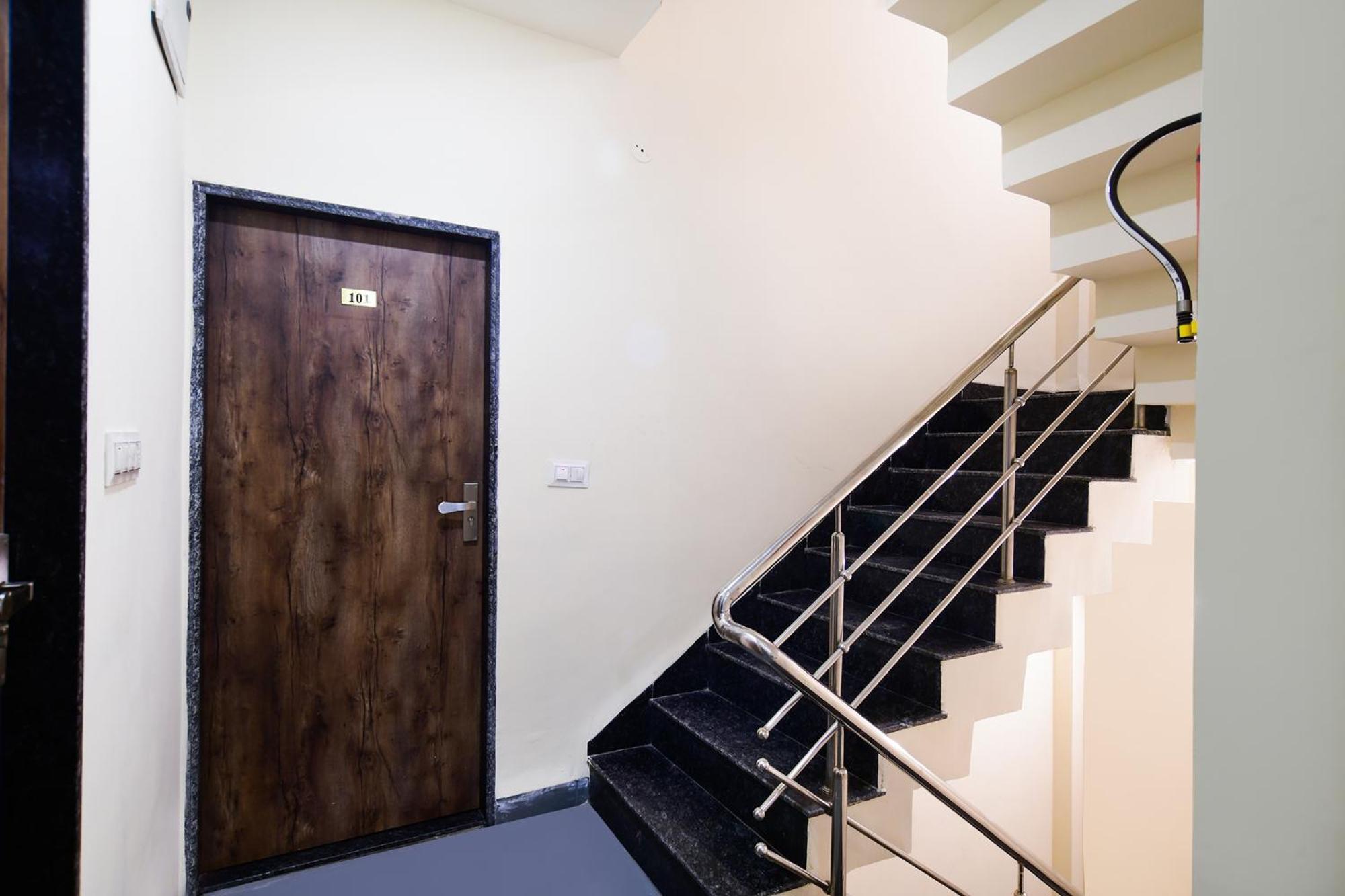 Hotel Fabexpress Ritik