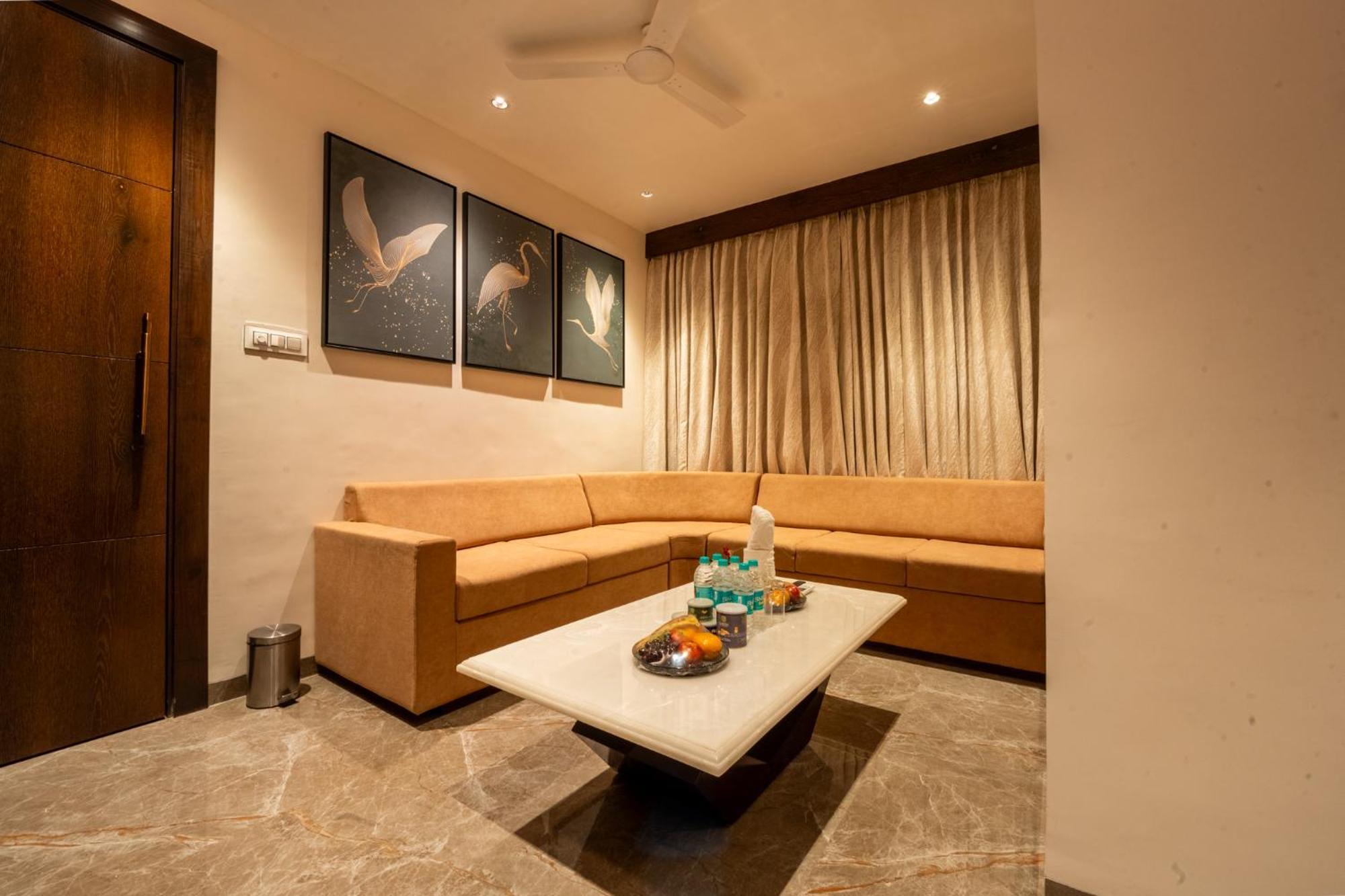 Ramee Tarang Hotel 4*