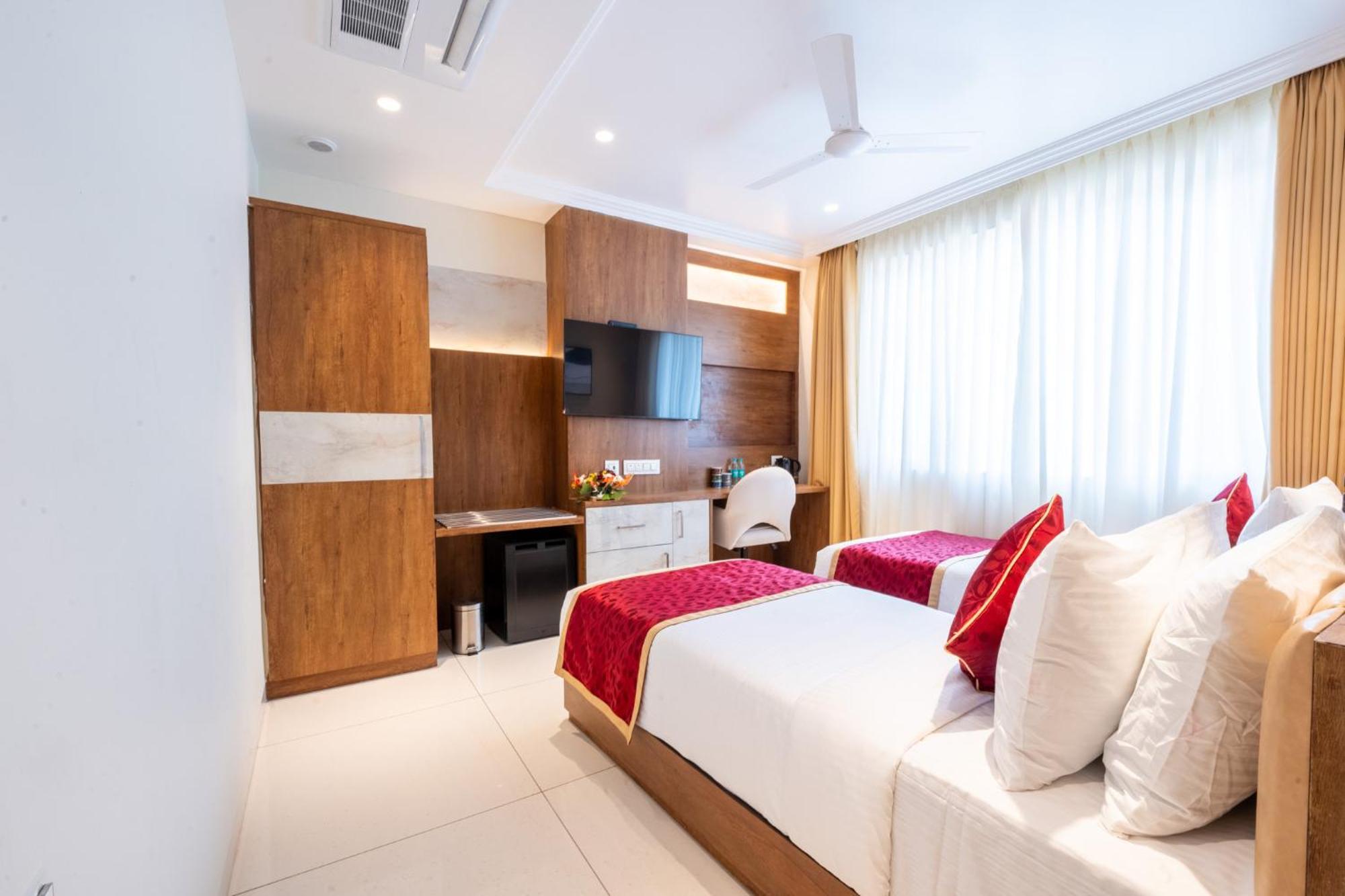 Ramee Tarang Hotel 4*