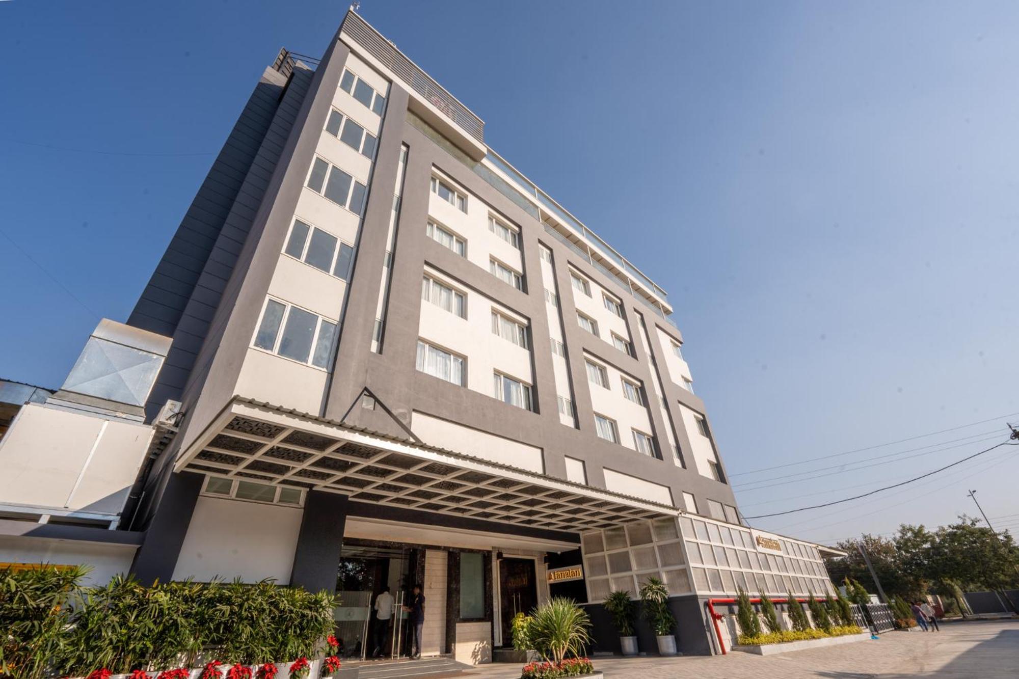 Ramee Tarang Hotel