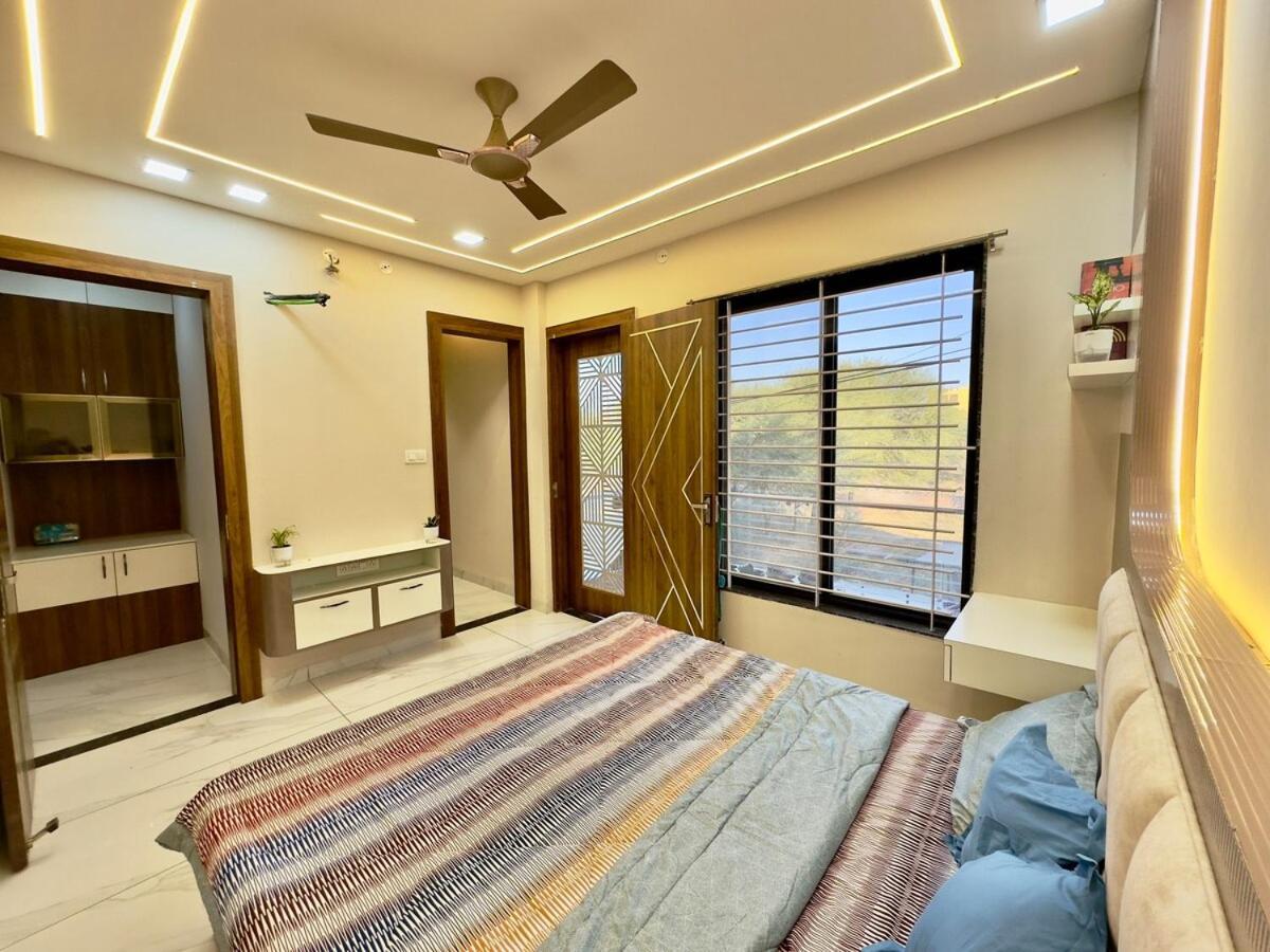 Vista - 3bhk Penthouse Villa *