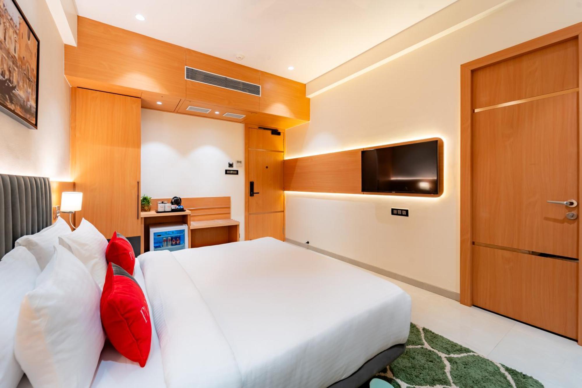 Hotel Playsales Scarlet Vijay Nagar Indore