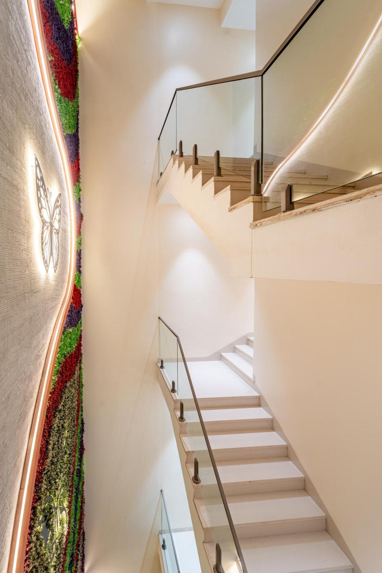 Hotel Playsales Scarlet Vijay Nagar 3*