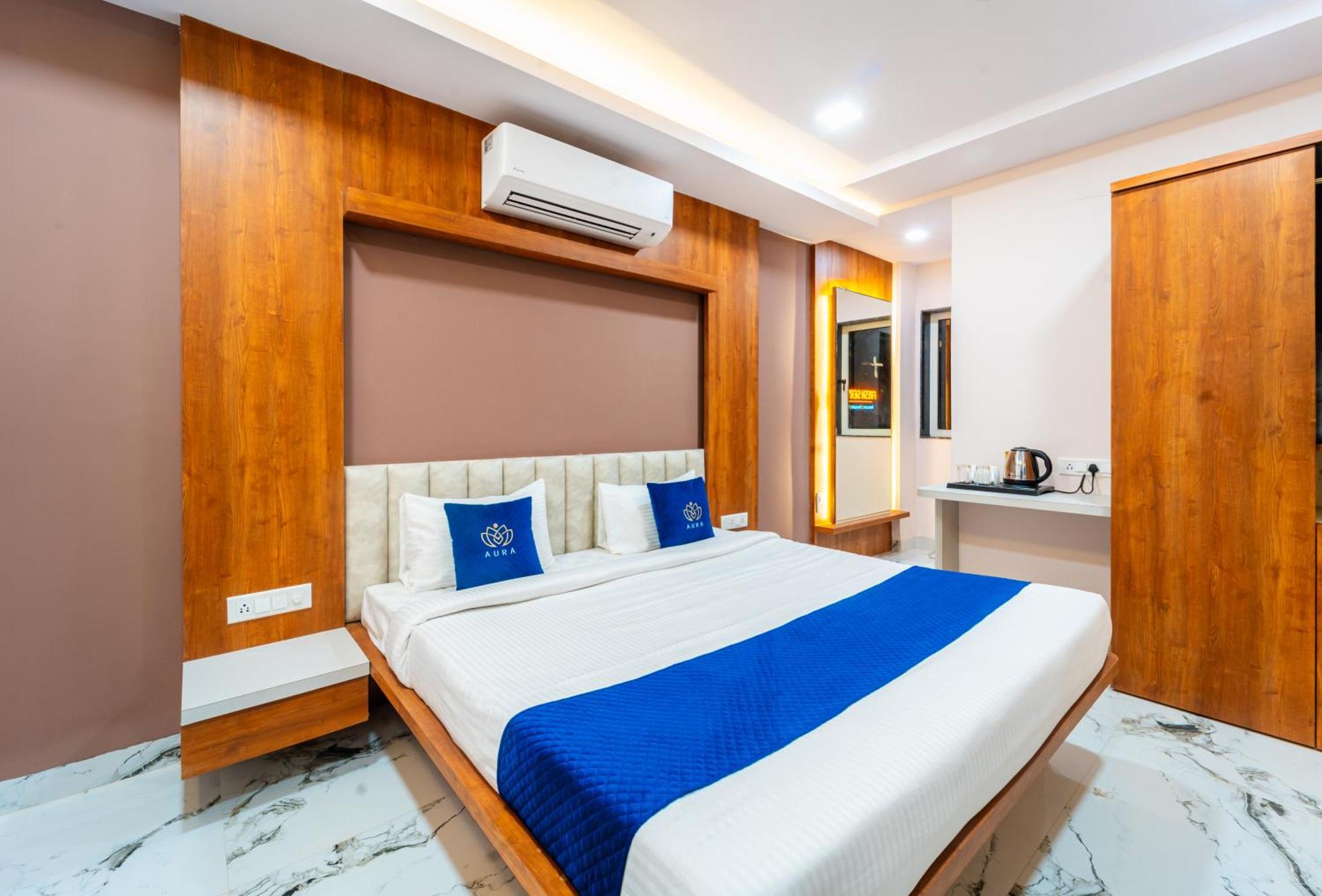 Hotel Aura Grande Indore