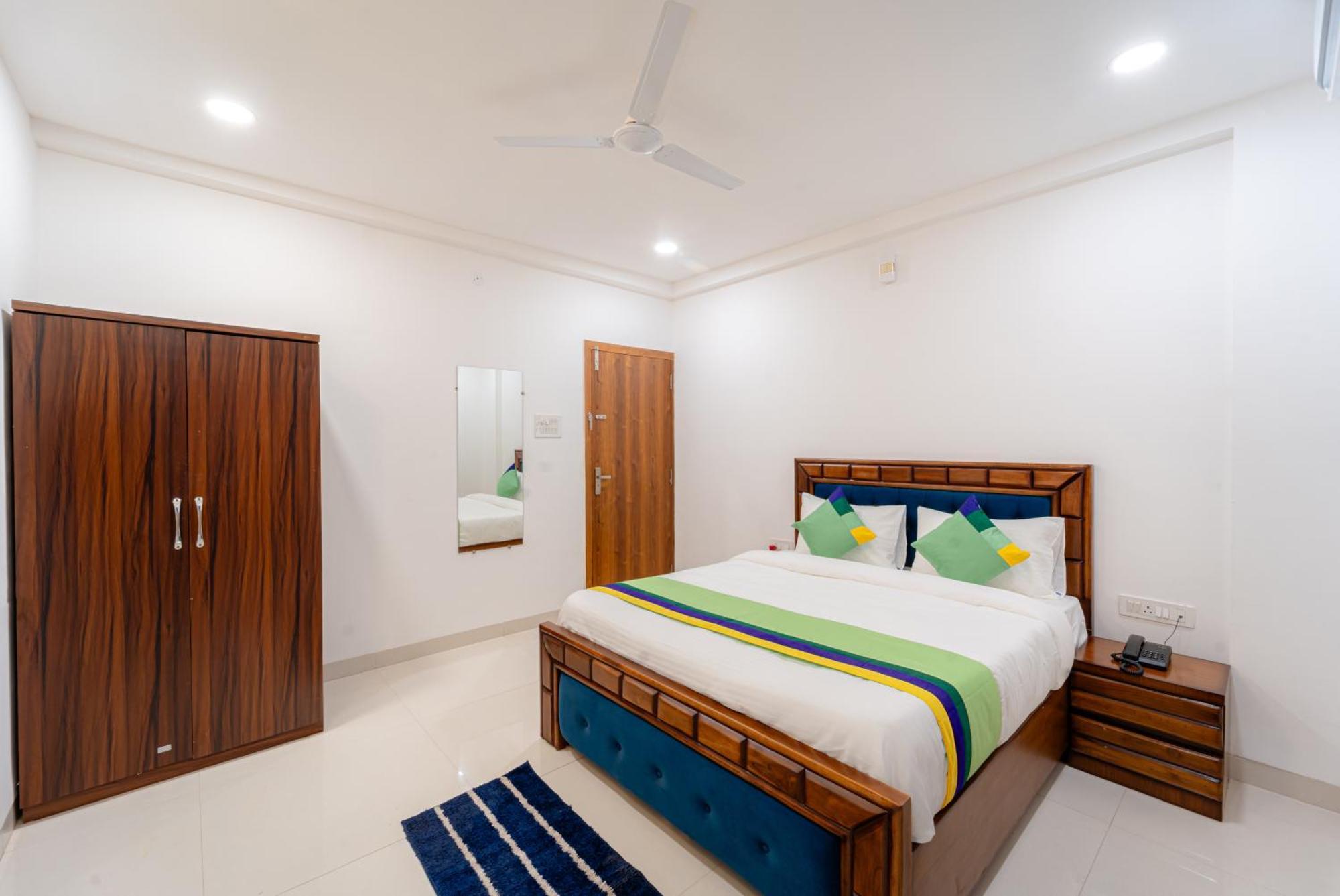 Treebo Pure Earth Stay, Vijay Nagar 3* Indore