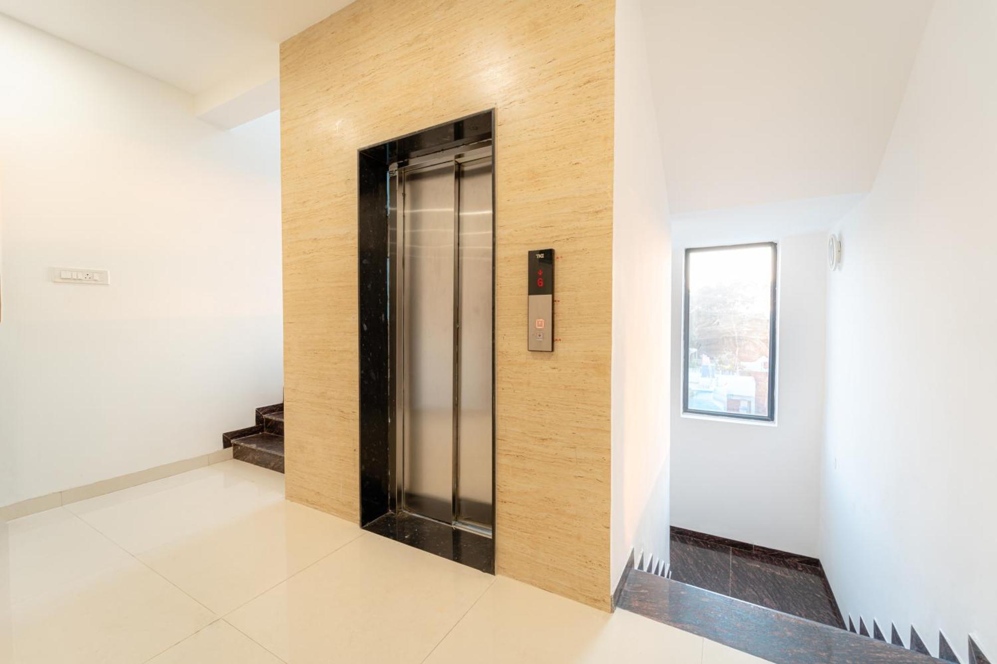 Treebo Pure Earth Stay, Vijay Nagar 3*