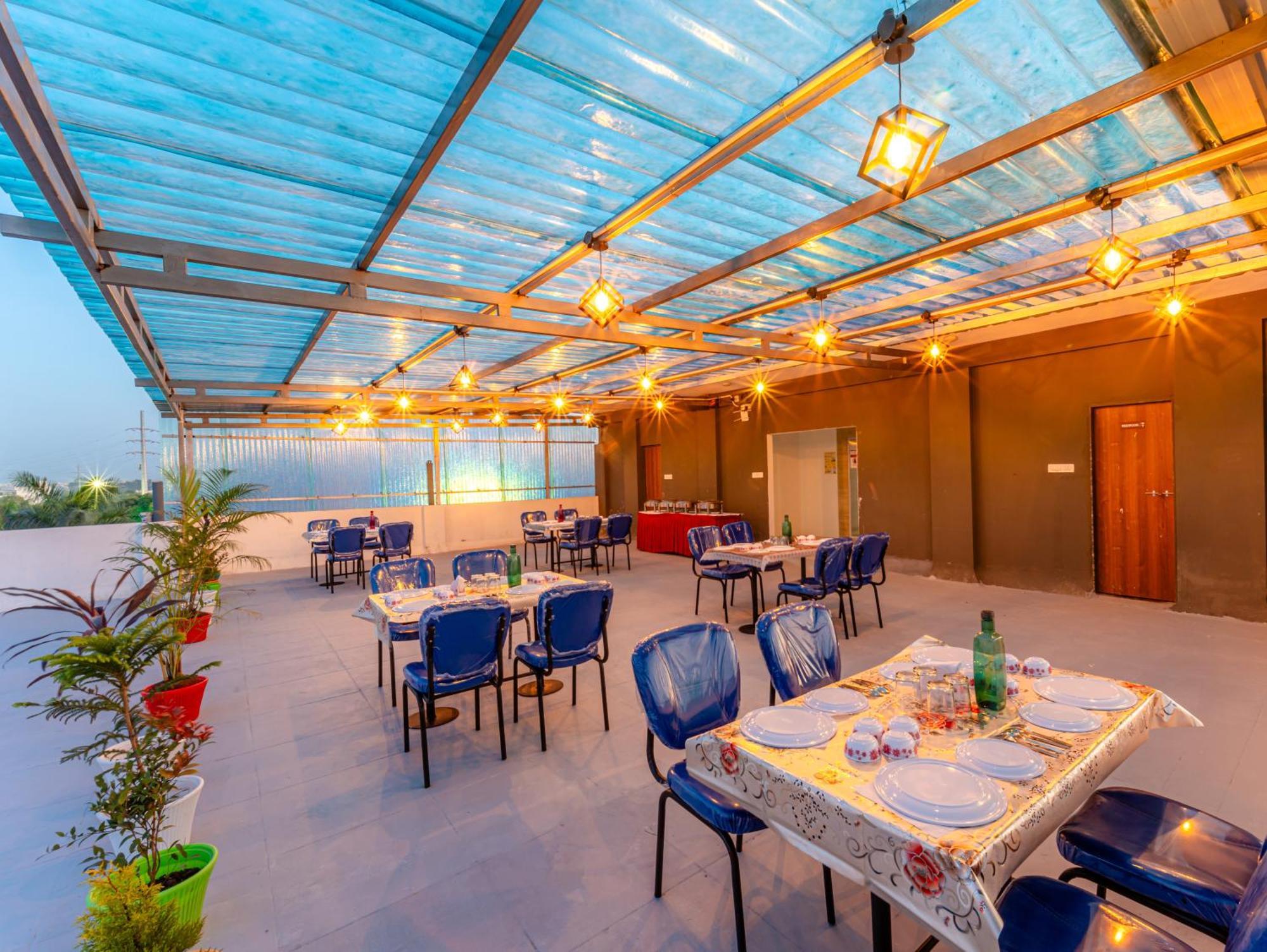 Hotel Treebo Pure Earth Stay, Vijay Nagar 3*