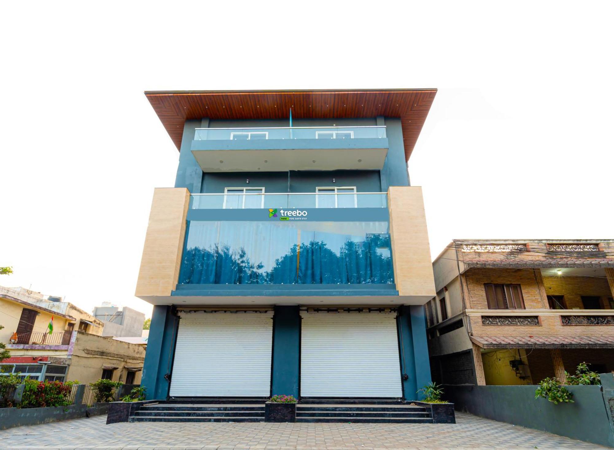 Treebo Pure Earth Stay, Vijay Nagar Hotel