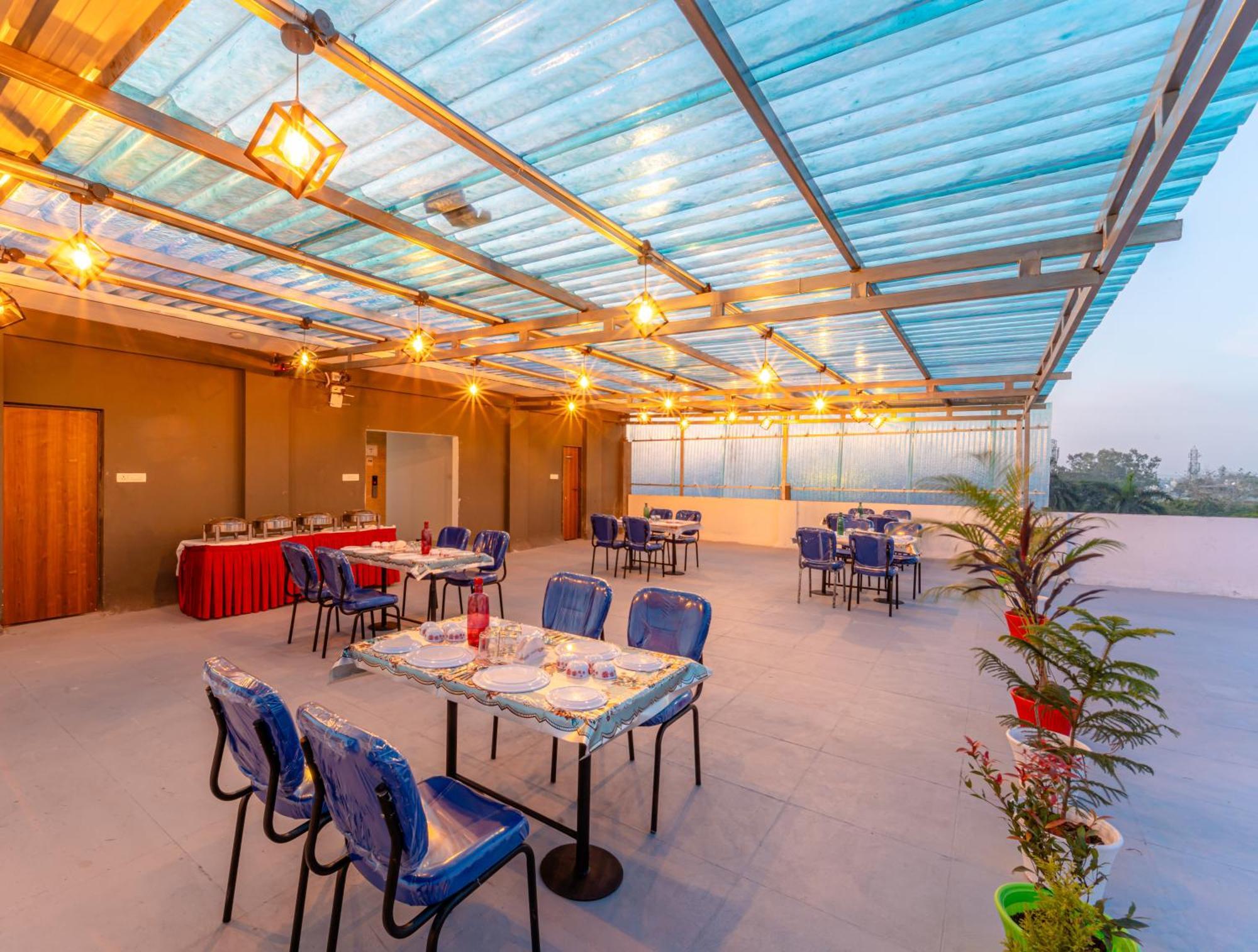 Hotel Treebo Pure Earth Stay, Vijay Nagar 3*