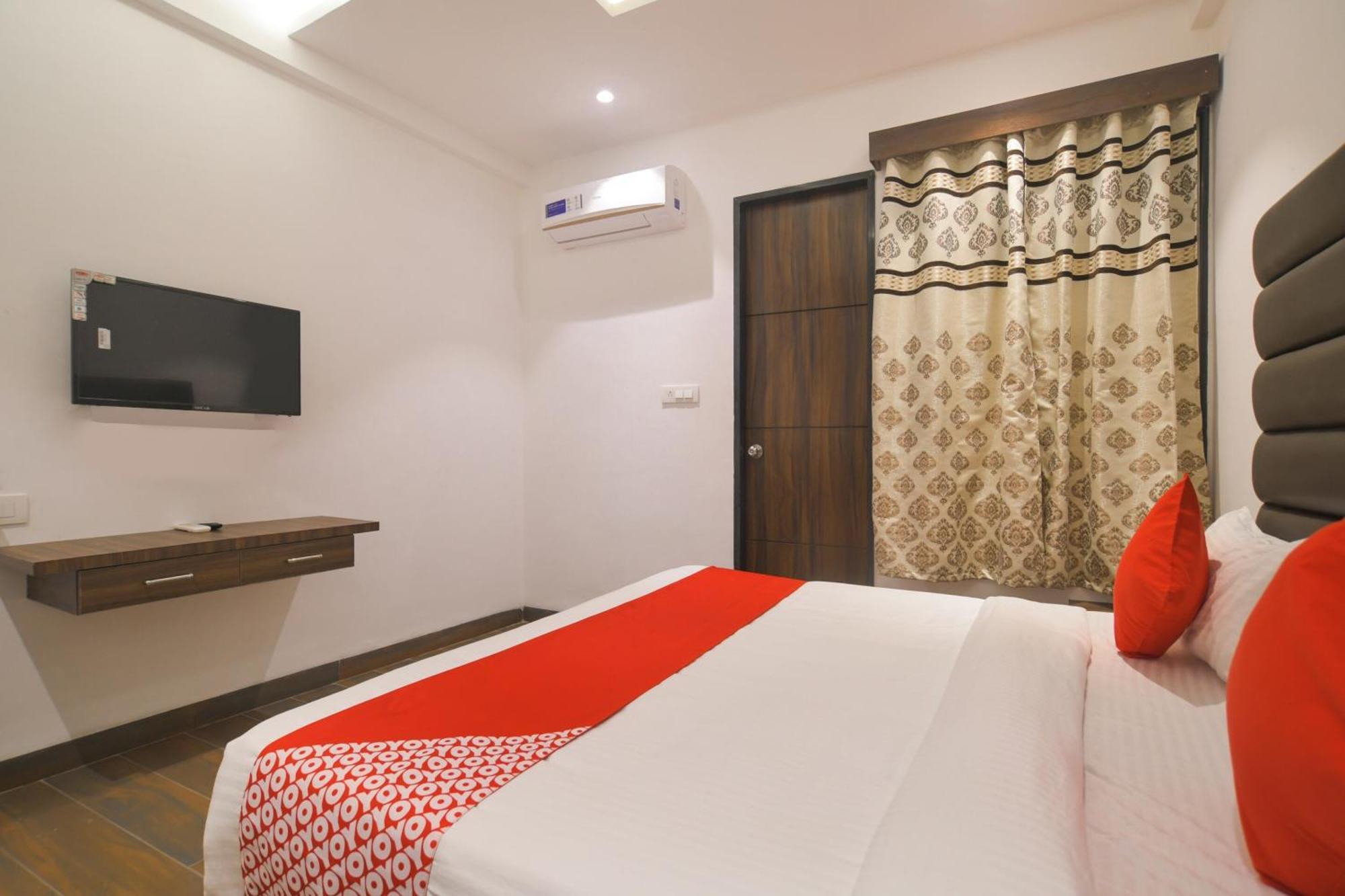 Hotel O Rudraksh 4*