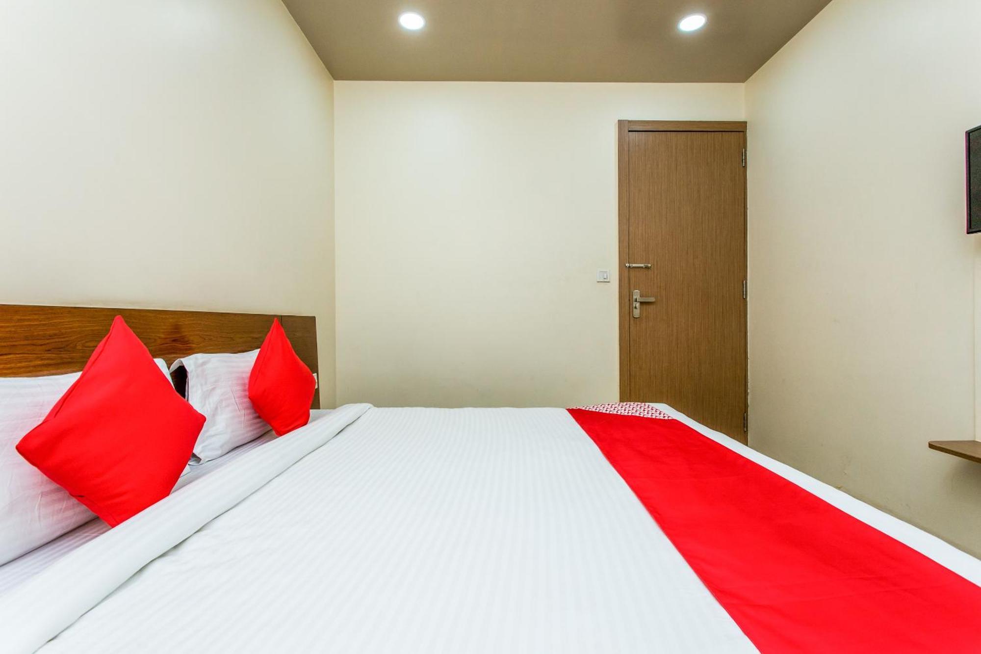 O Riddhi Siddhi Hotel 3*