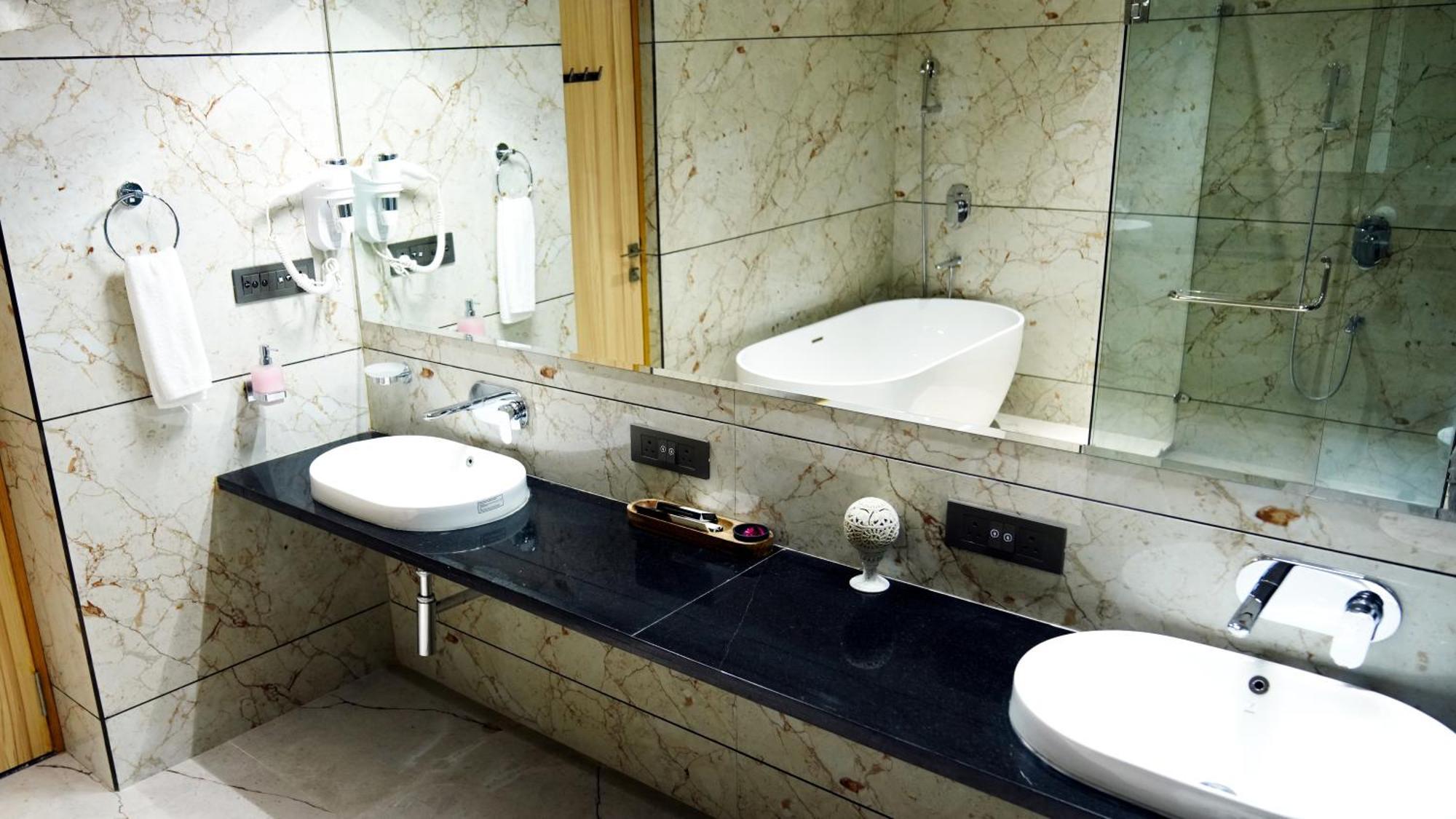 International Convention Center 4*