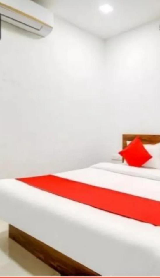 Apple Hotel 3*