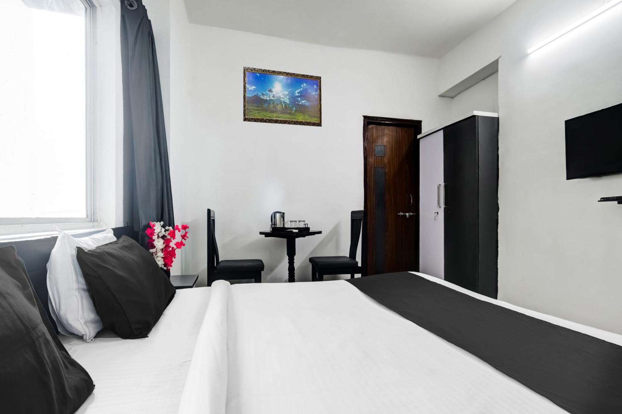 Super O Indraprasth Hotel