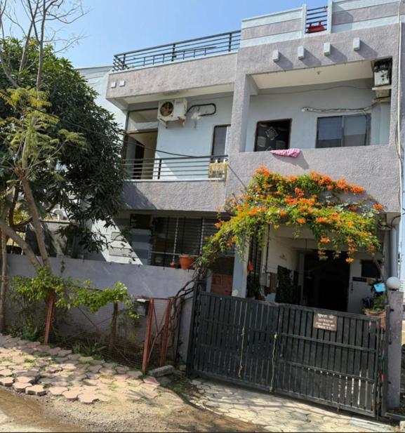 My Special House Nipania,