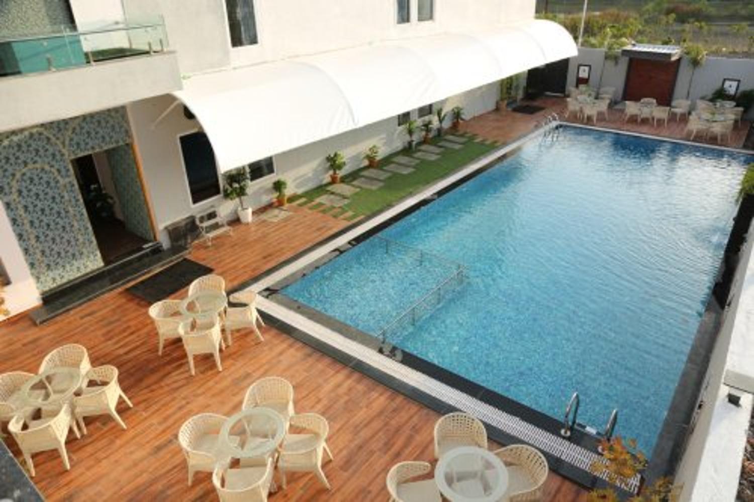 Hotel View & Restro