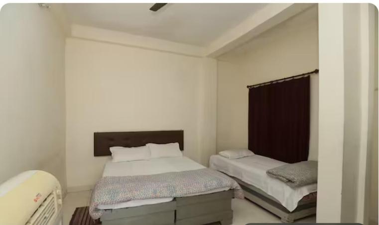 My Special House Nipania, * Indore
