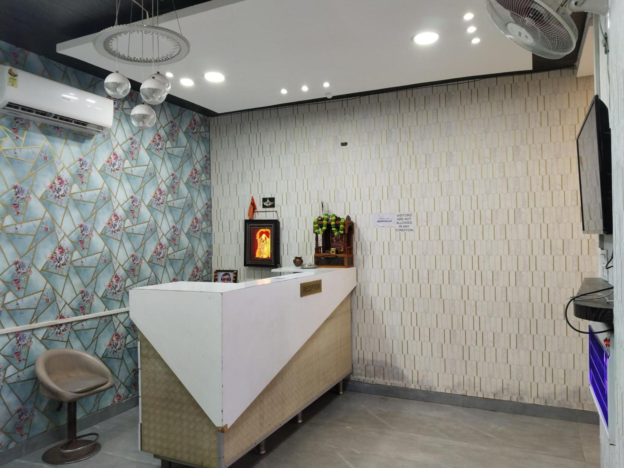 Shiv Chhaya Hotel
