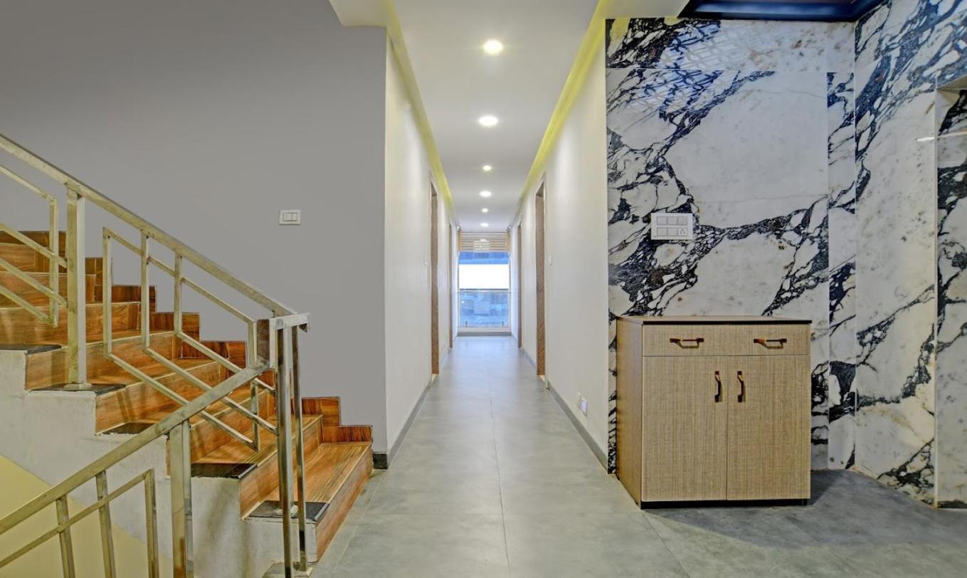 Shiv Chhaya Hotel 3*
