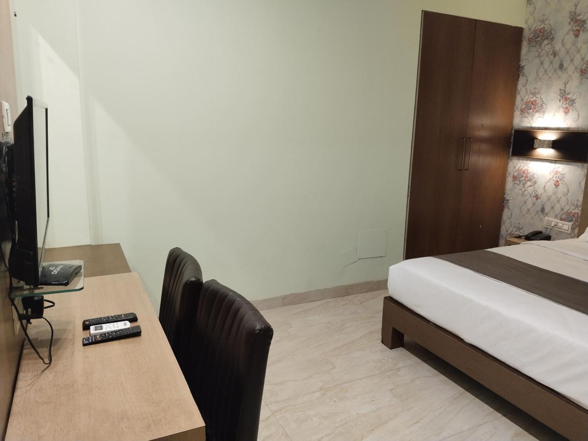 Shiv Chhaya Hotel Indore