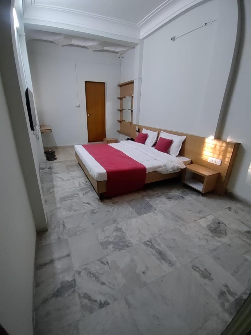 Hotel The Shell